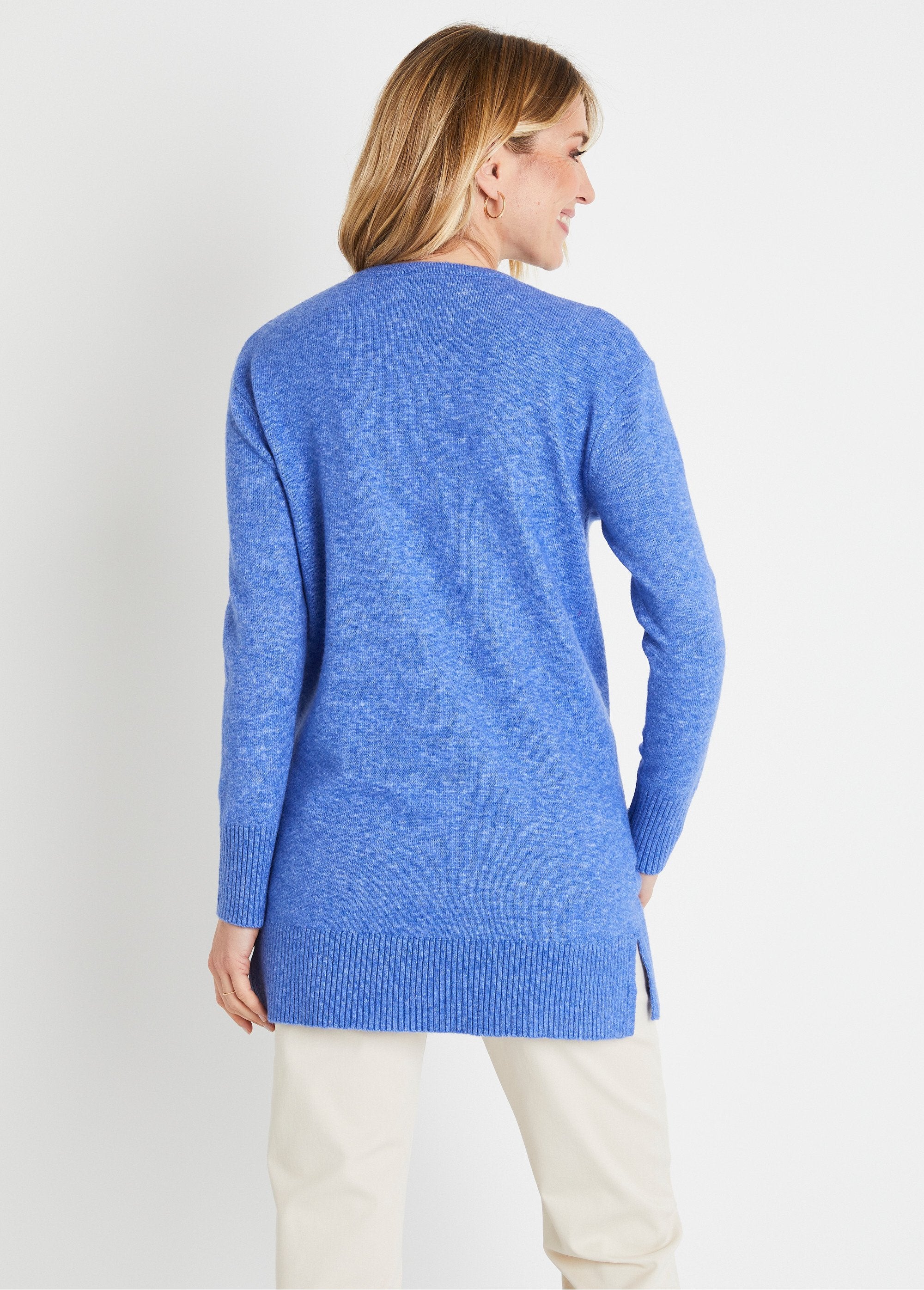 Pull_tunique_chiné_long_col_V_avec_laine_Bleu_DO1_slim