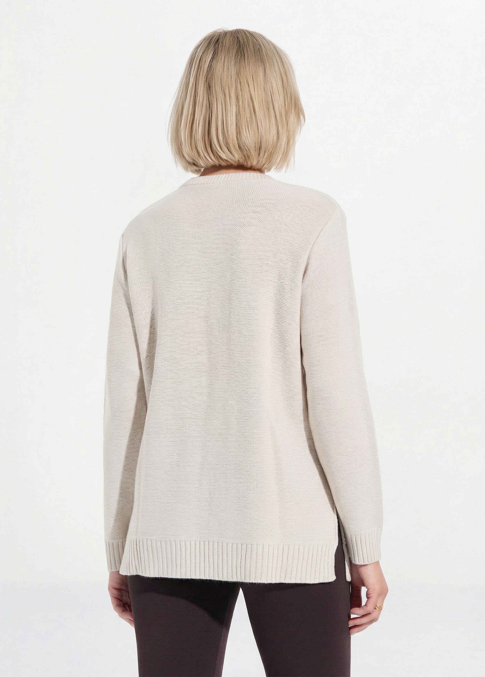 Maglia_a_tunica_con_maniche_lunghe_e_scollo_rotondo_Beige_DO1_slim