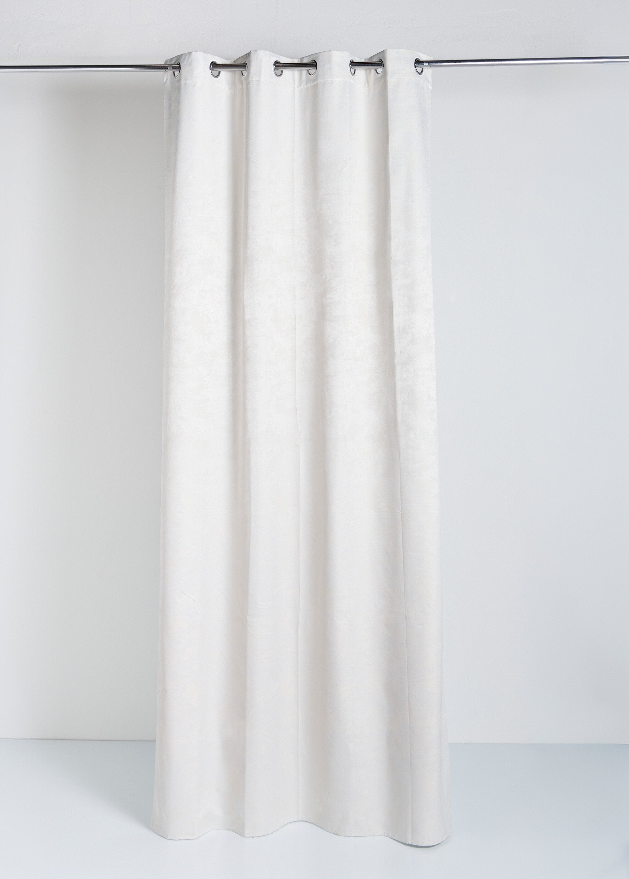 Tenda_oscurante_finta_tinta_unita_1_pannello_con_occhielli_Blanc_casse_FA1_slim