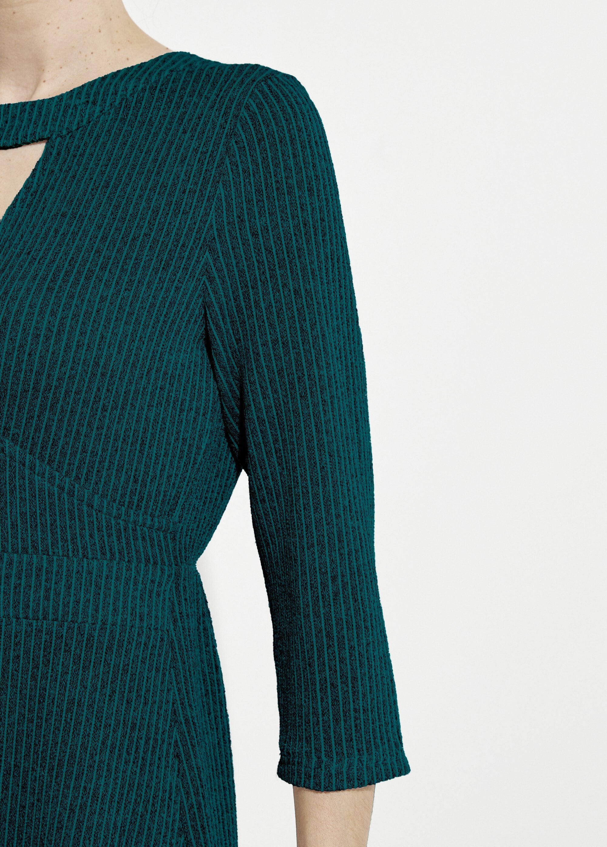 Abito_corto_a_portafoglio_in_maglia_a_costine_Vert_DE2_slim
