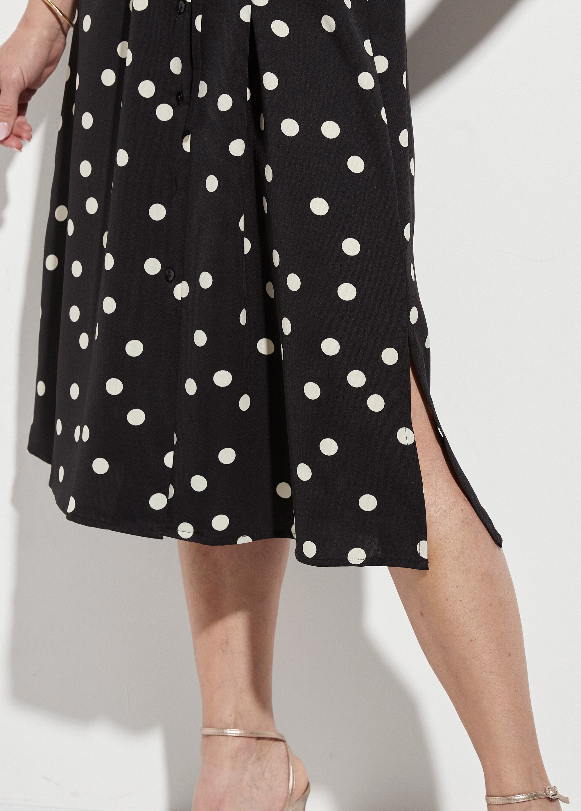 Abito_blusa_lungo_a_pois_con_cintura_Noir_pois_DE2_slim