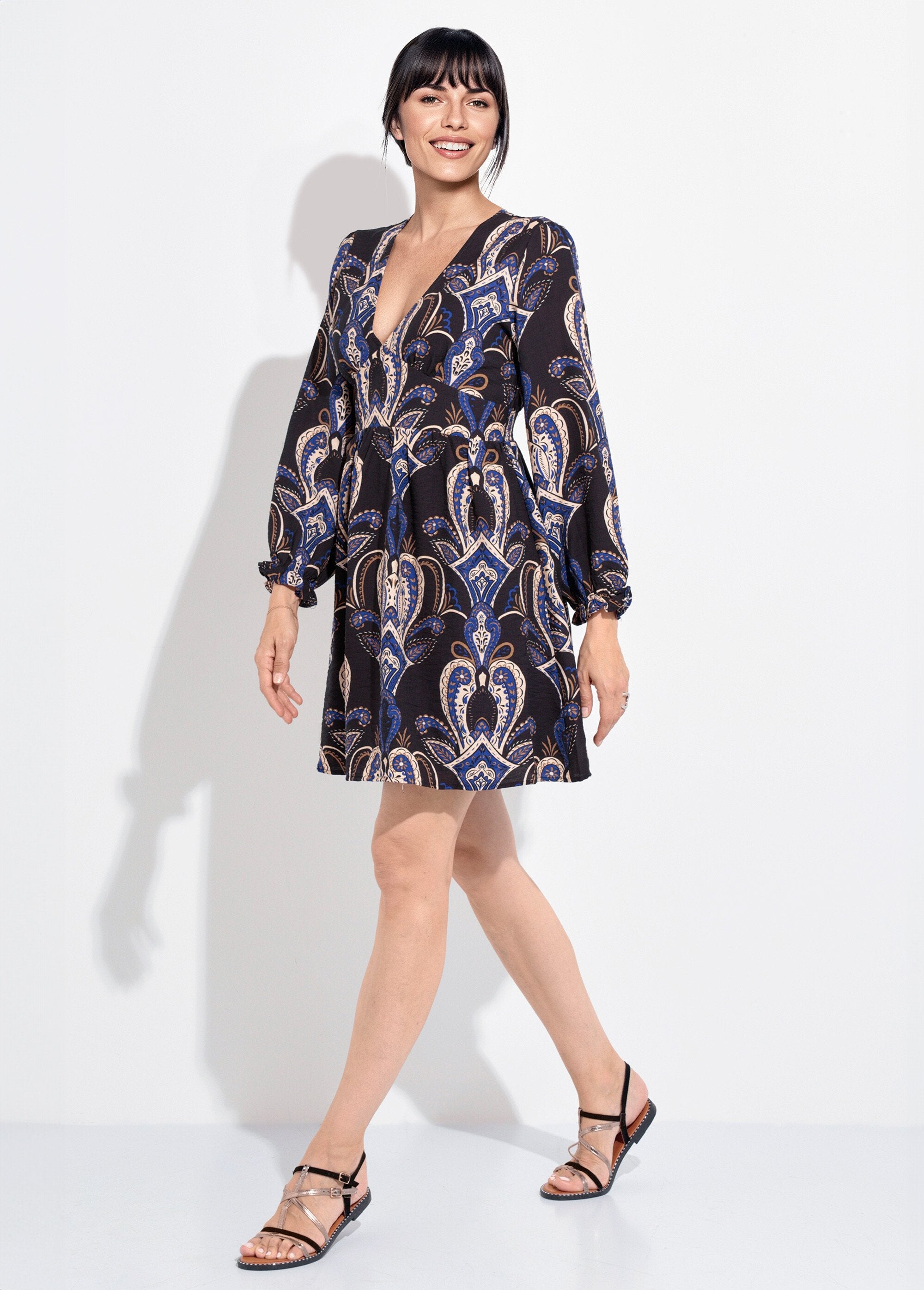 Abito_corto_con_scollo_a_V_e_stampa_paisley_Marine_FA1_slim