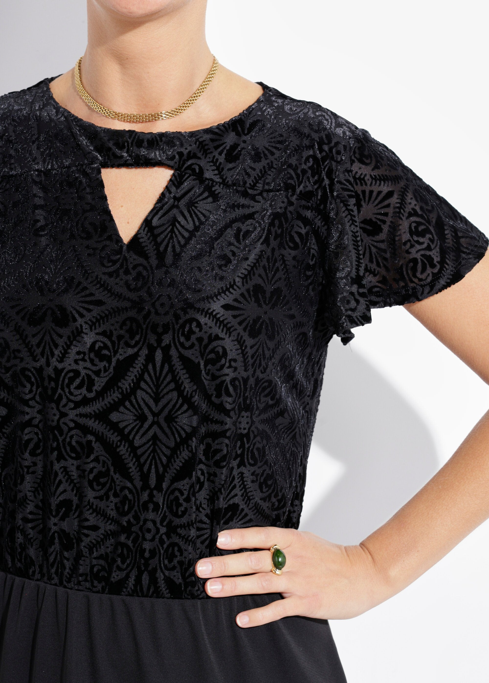 Abito_dritto_chic_in_velluto_e_maglia_Noir_DE1_slim