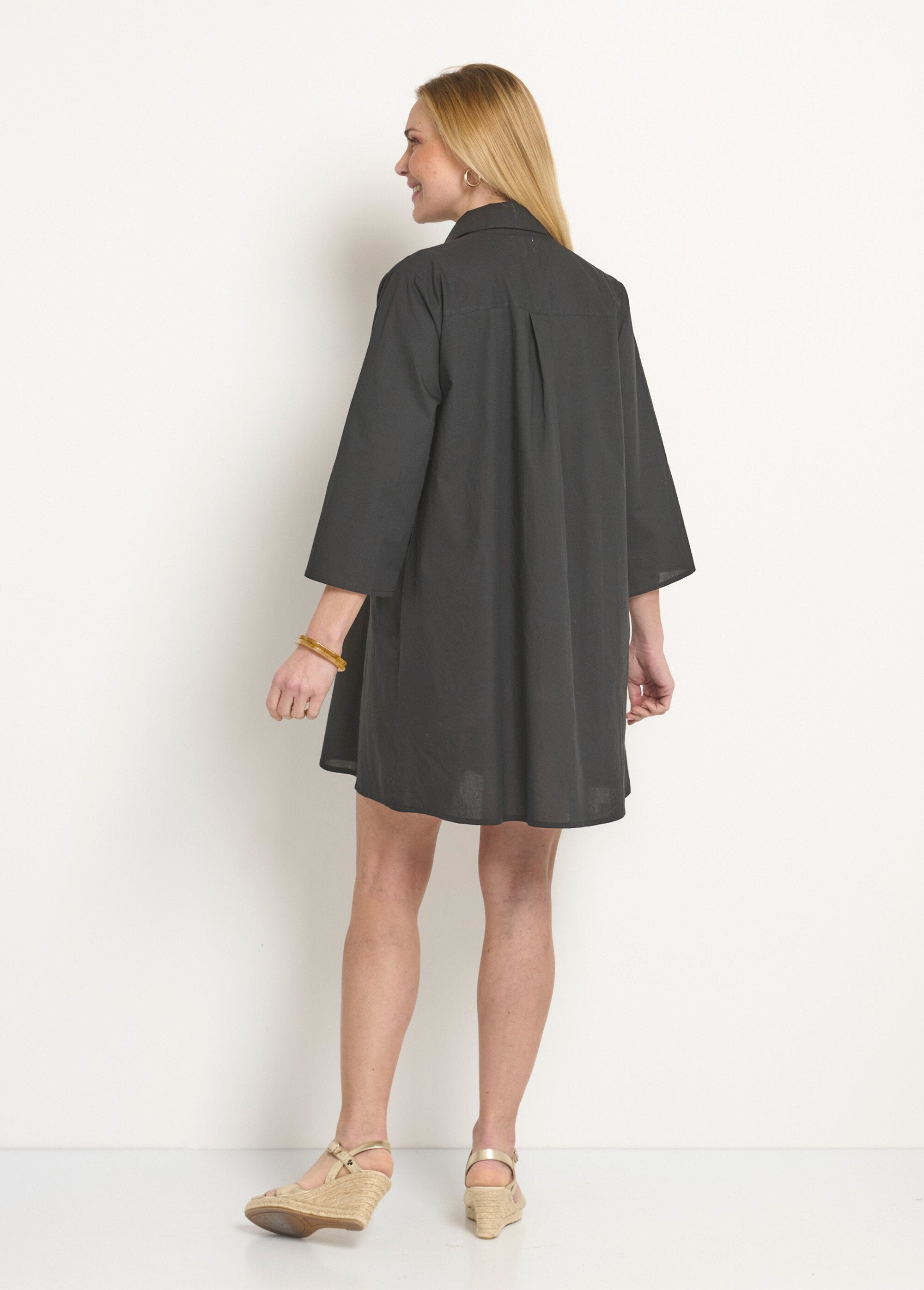 Abito_con_maniche_a_3/4_e_ricami_colorati_Noir_DO1_slim