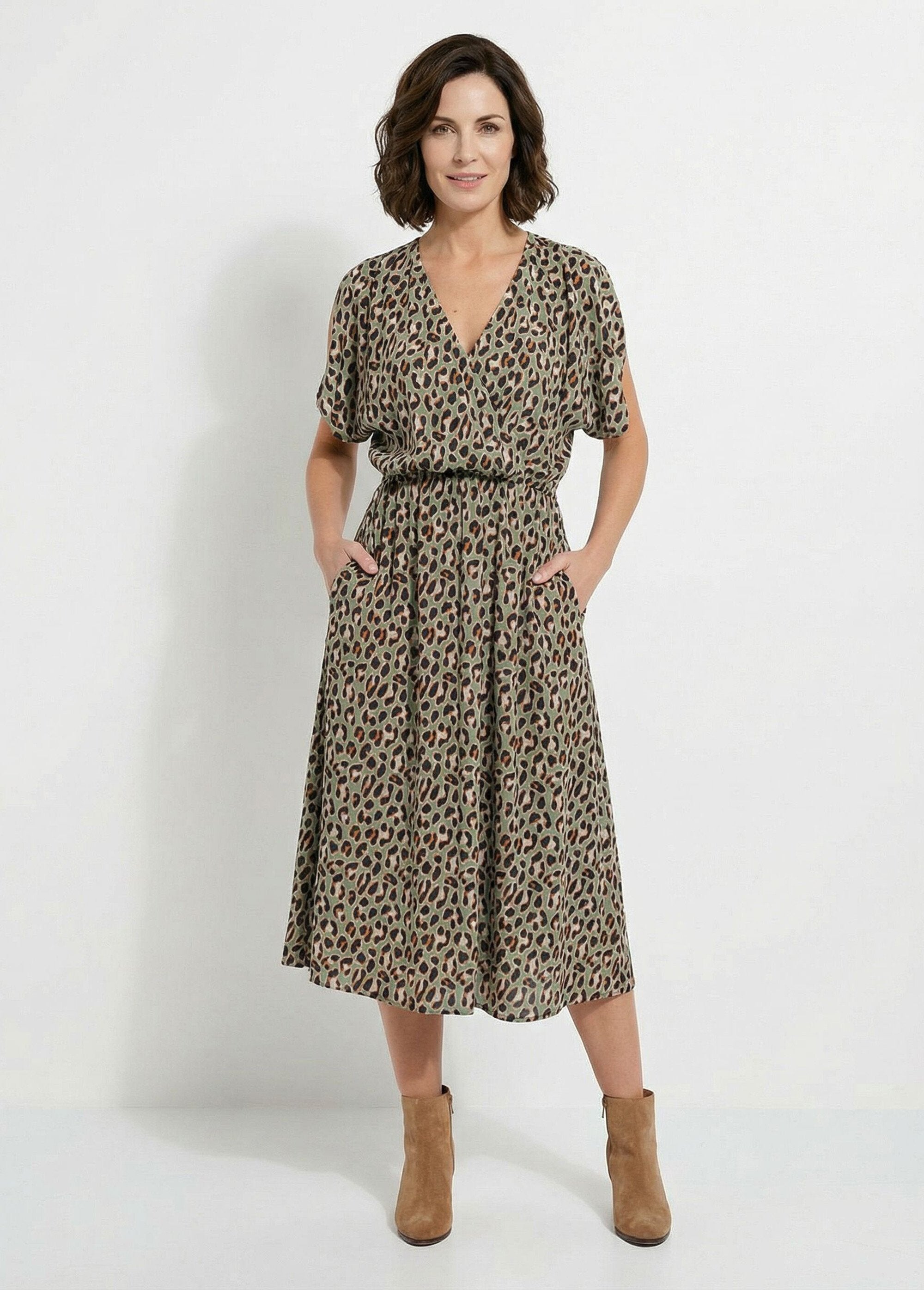 Abito_a_portafoglio_con_stampa_leopardo_Kaki_et_noir_FA1_slim