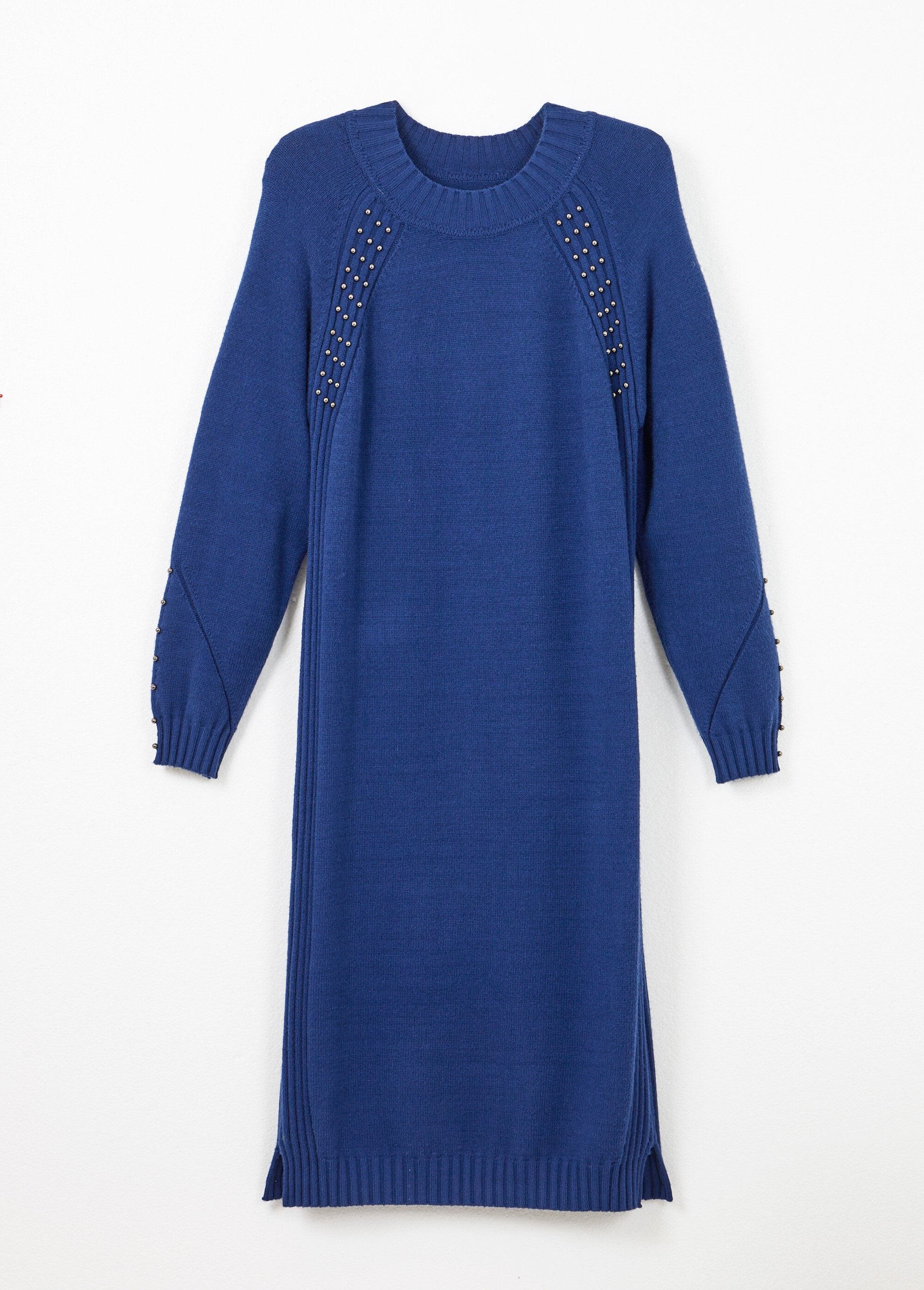 Abito_a_maglia_con_collo_alto_e_dettagli_a_coste_con_perline_Bleu_AP1_slim