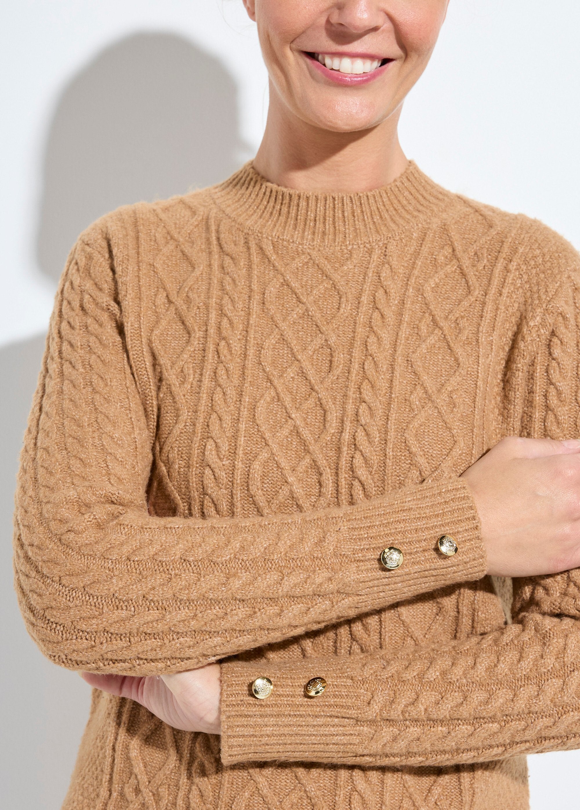 Abito_corto_in_maglia_tinta_unita_con_scollo_rotondo_Camel_DE1_slim