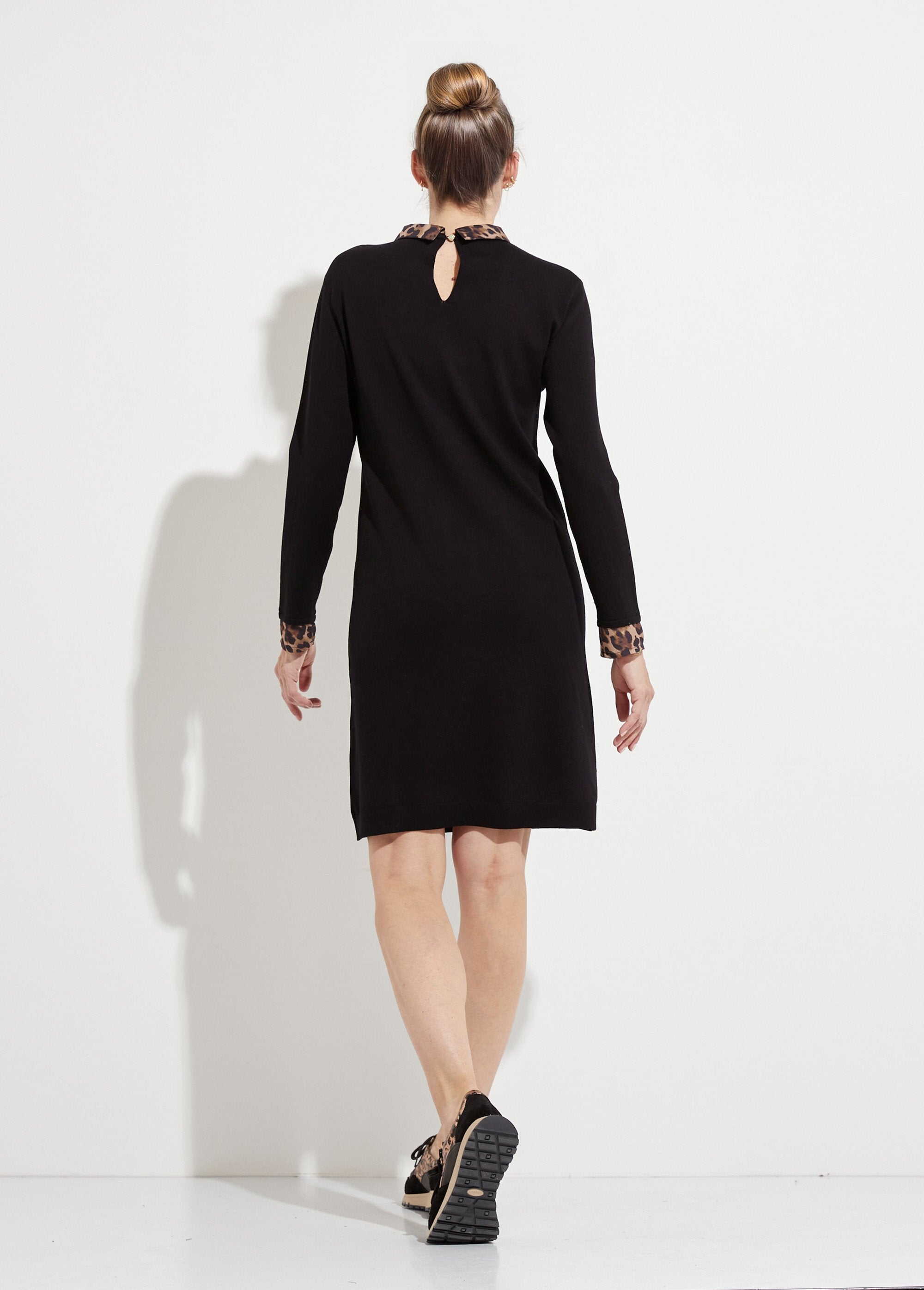 Abito_nero_2_in_1_in_voile_con_stampa_leopardata_Noir_DO1_slim