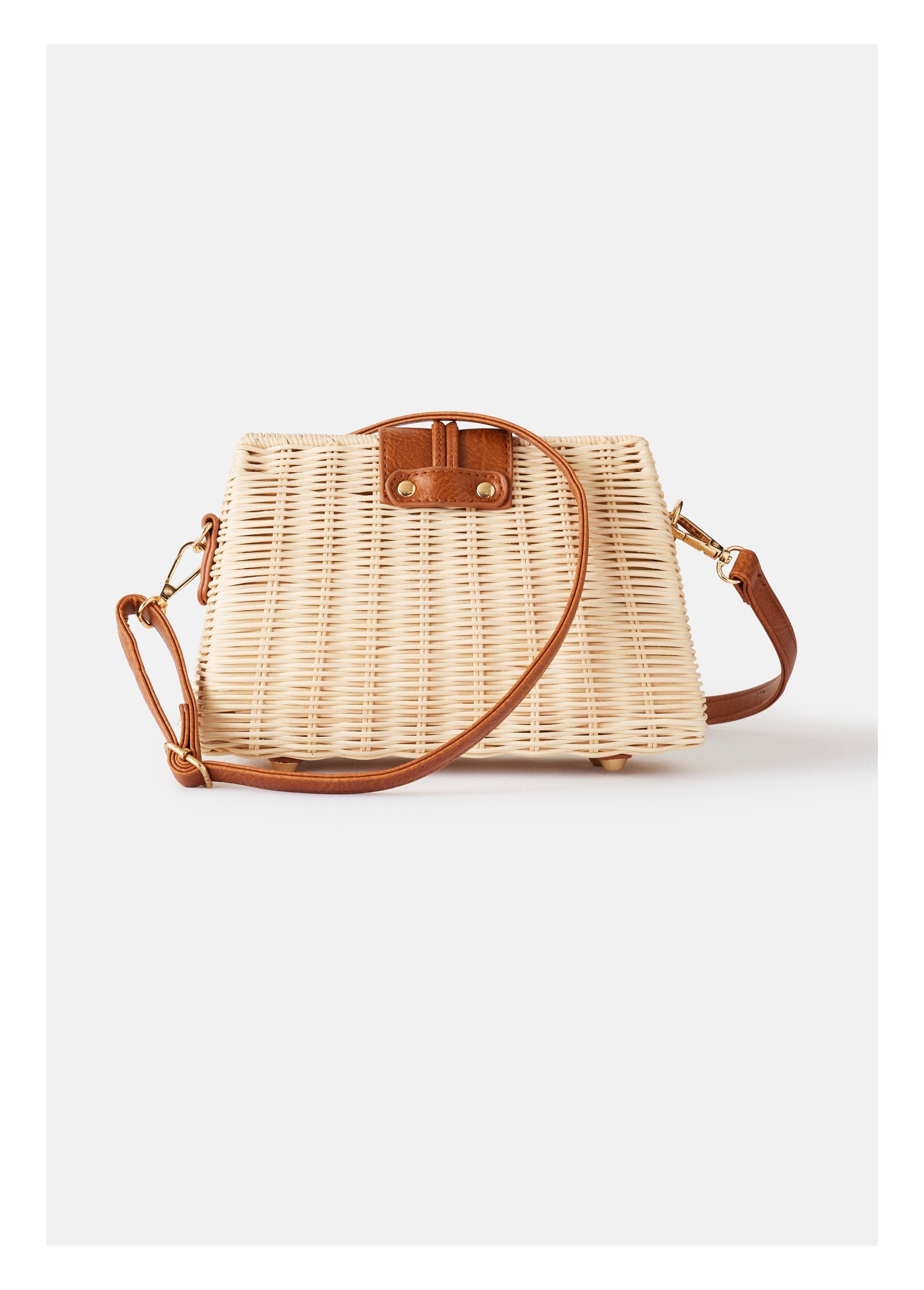 Borsa_a_cartella_in_rattan_intrecciato_con_patta_di_perline_Naturale_e_marrone_DO1_slim