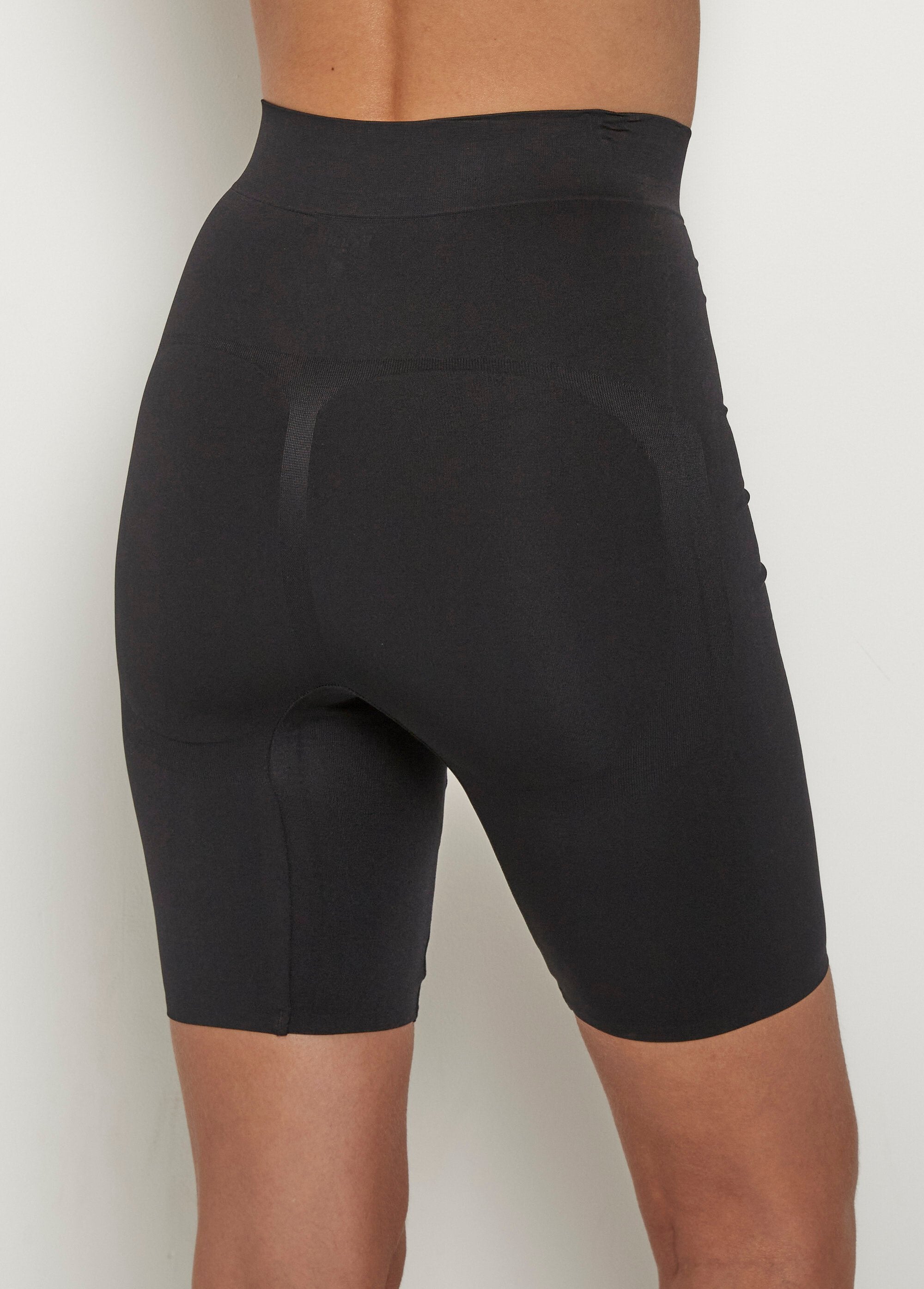Short_gainant_sans_coutures_Noir_DO1_slim