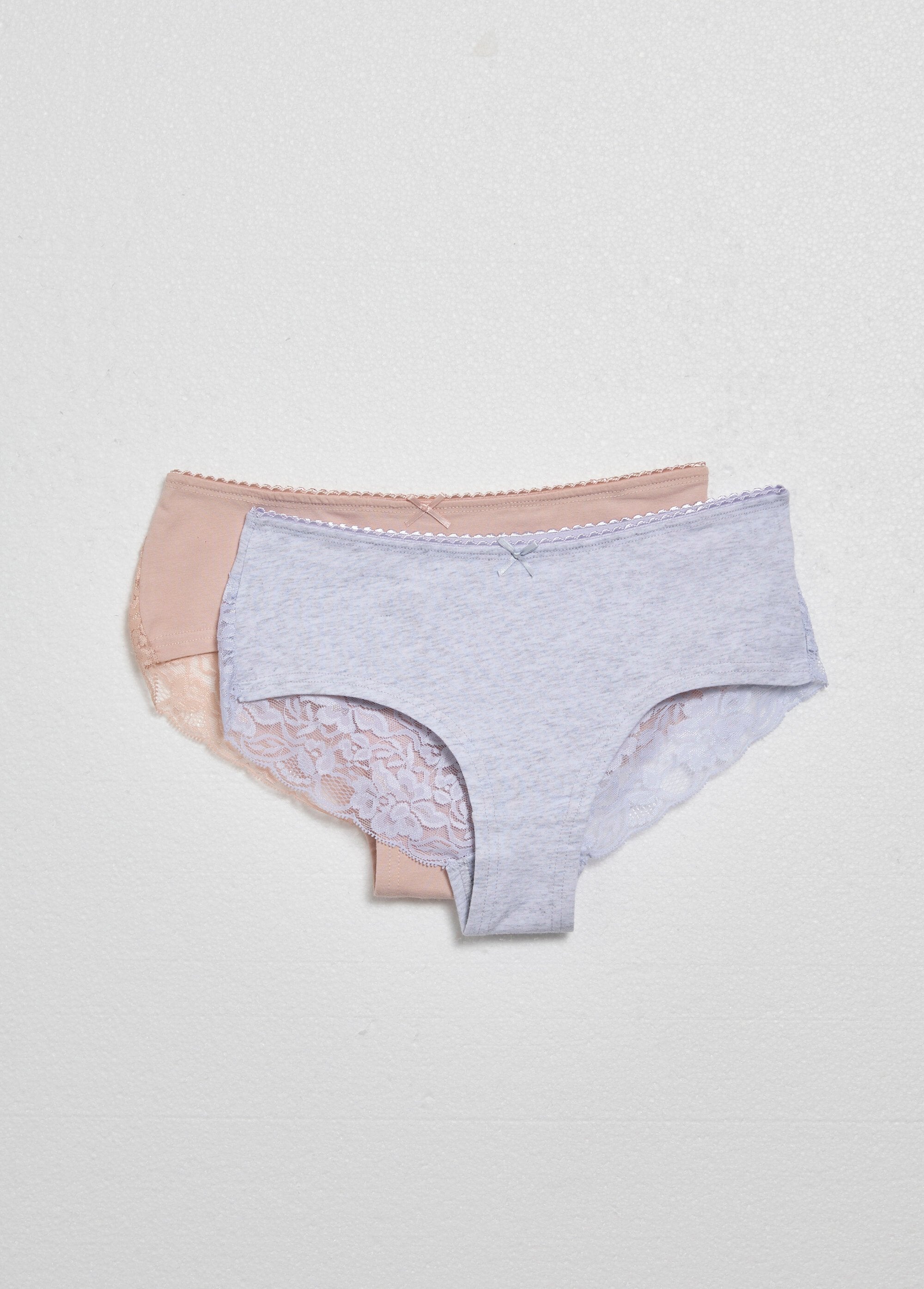 Schiena_corta_con_dettaglio_in_pizzo_Gris_et_rose_FA1_slim