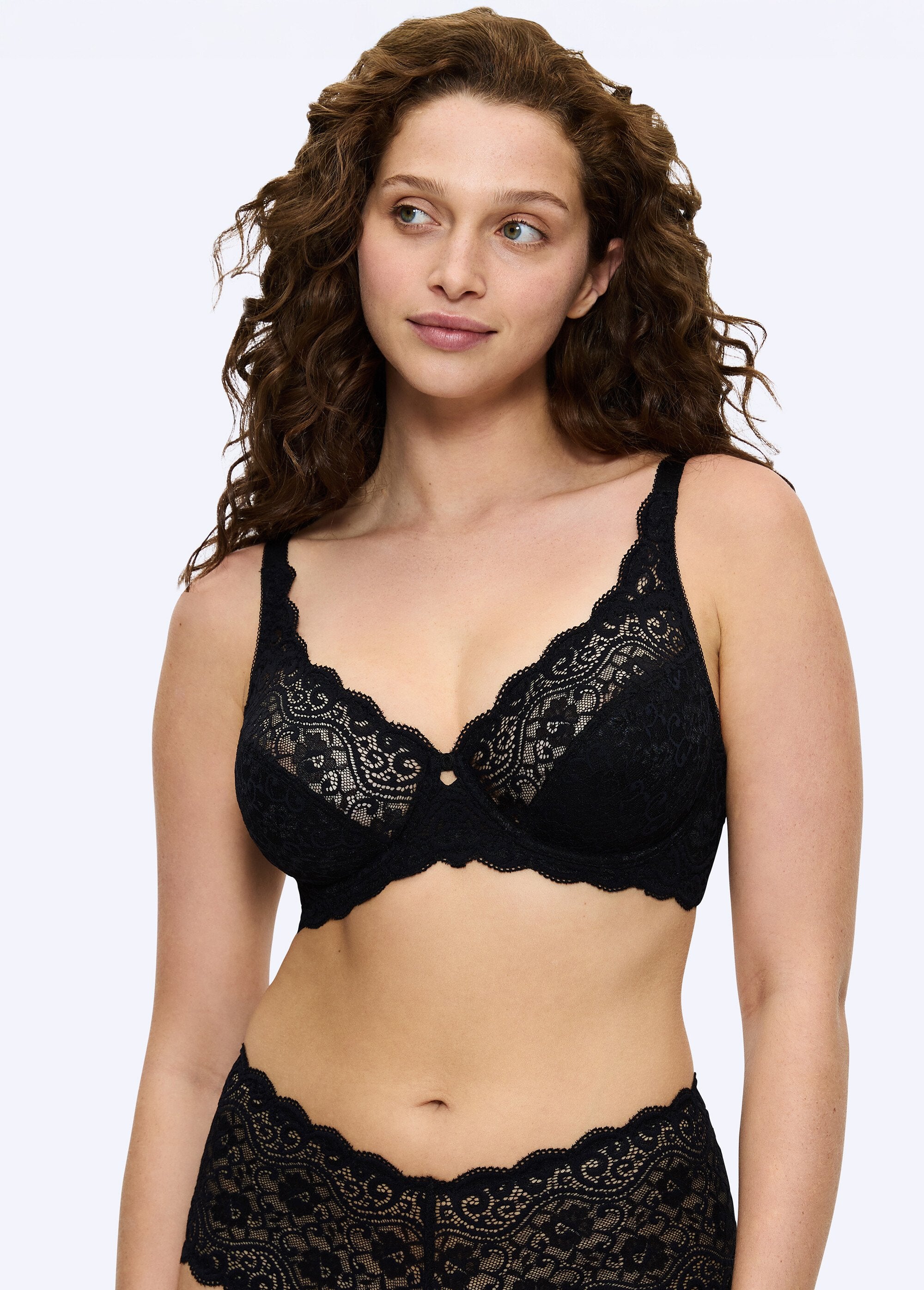 Triumph®_-_Reggiseno_Amourette_con_ferretto_Noir_FA1_slim