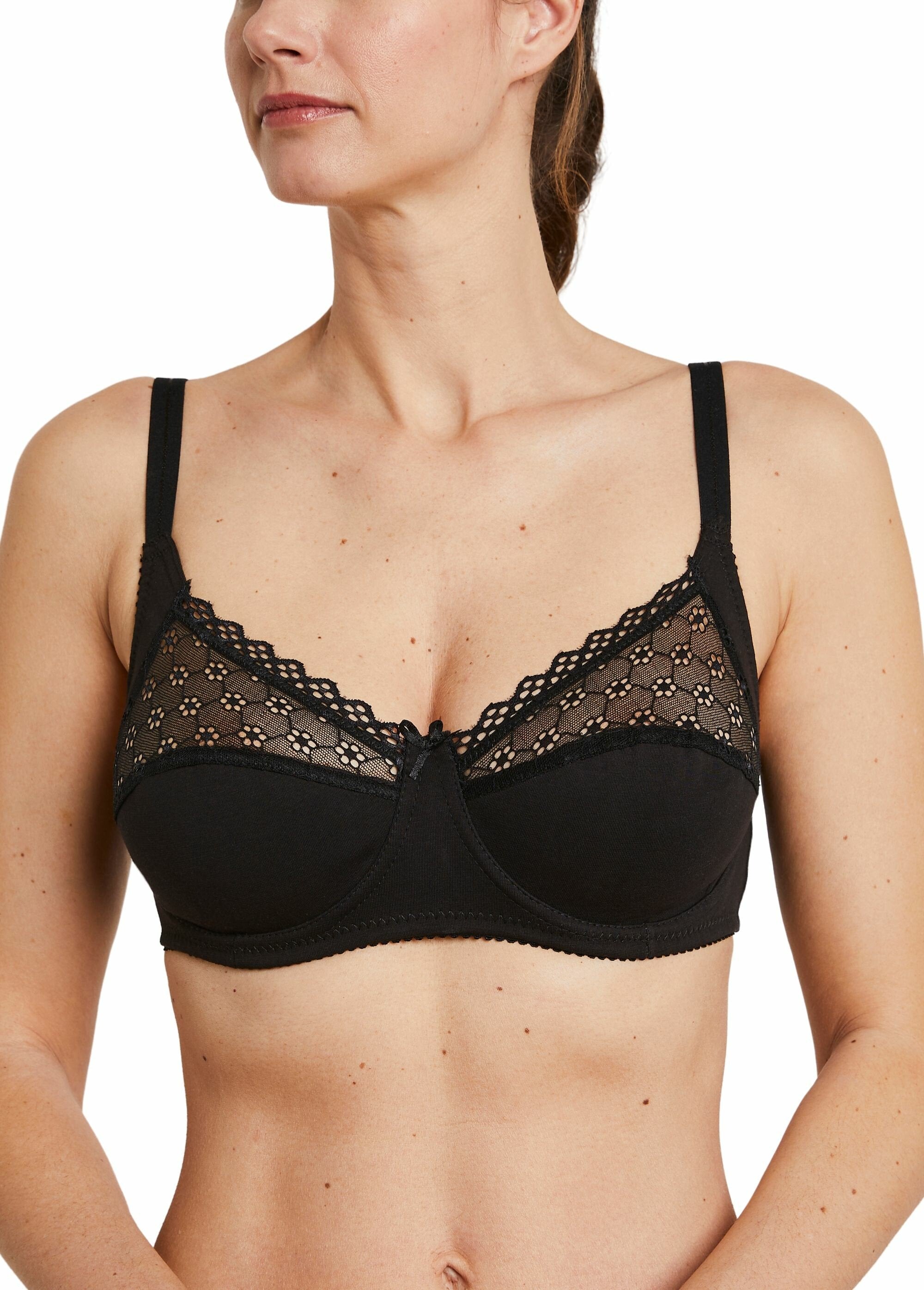 Reggiseno_con_ferretto_in_cotone_elasticizzato_NERO_FA1_slim