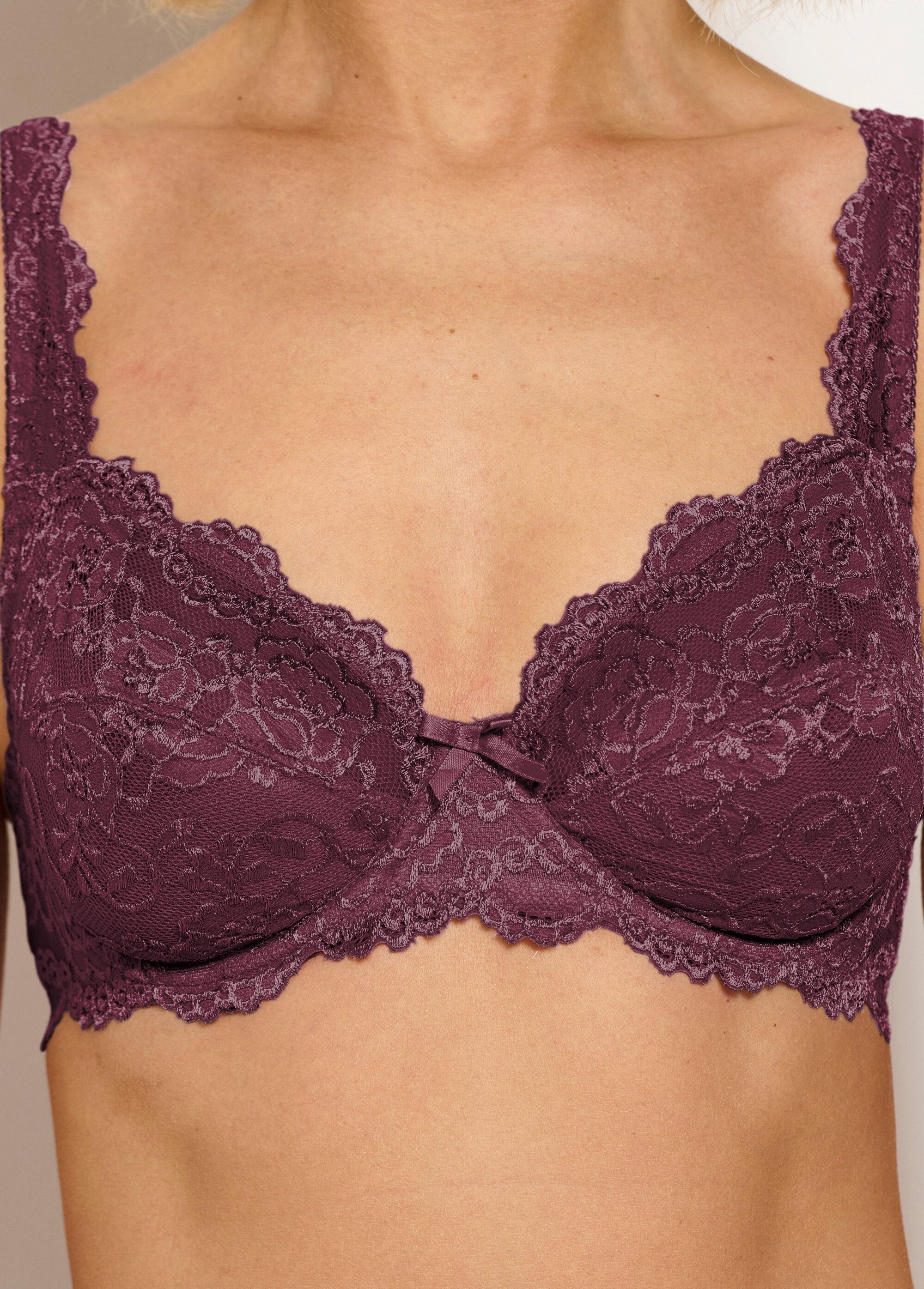 Reggiseno_in_pizzo_con_ferretto_Prune_DE2_slim