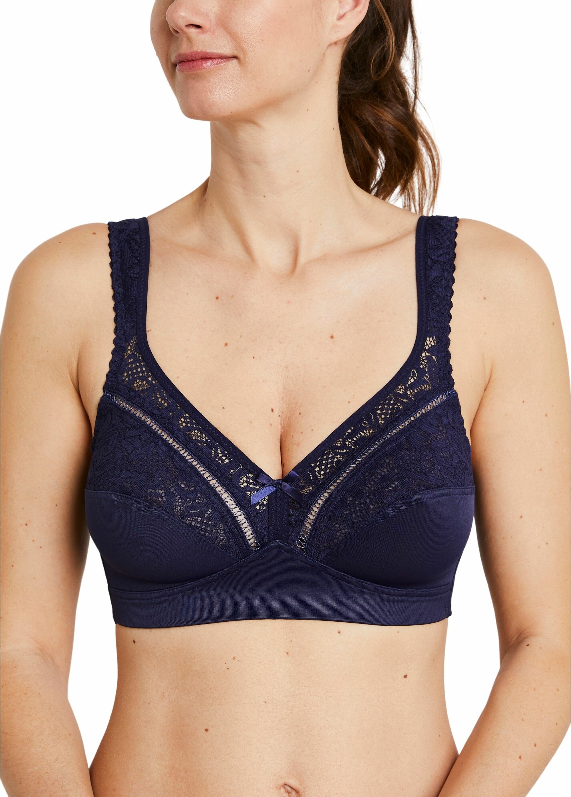 Reggiseno_traforato_con_ferretto_BLU_FA1_slim