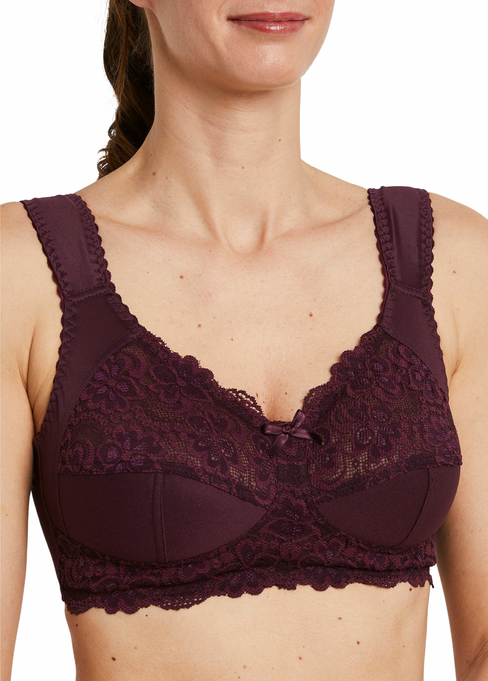 Reggiseno_in_pizzo_con_ferretto_Prugna_DE1_slim