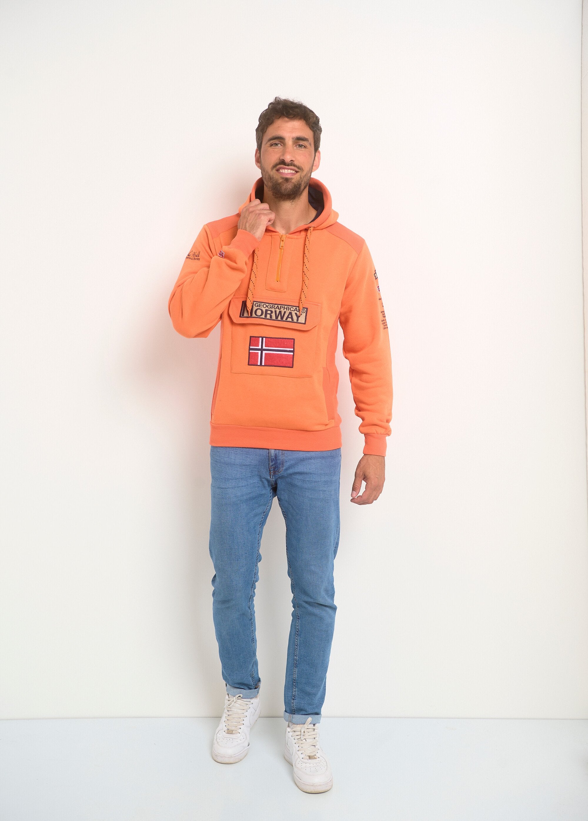 Felpa_con_cappuccio_a_mezza_zip_a_maniche_lunghe_Orange_fluo_SF1_slim