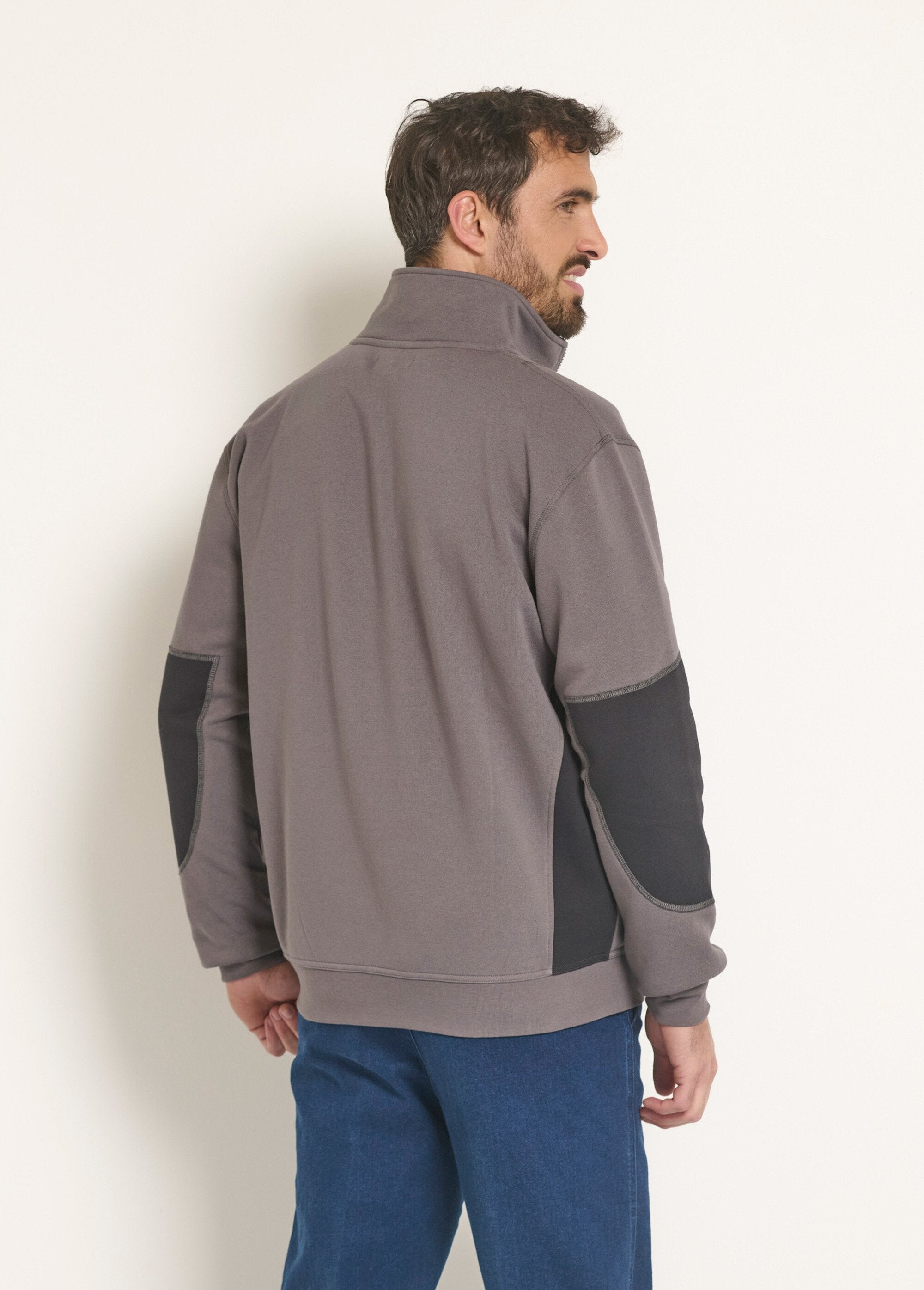 Comoda_felpa_con_zip_e_collo_alto_Gris_DO1_slim