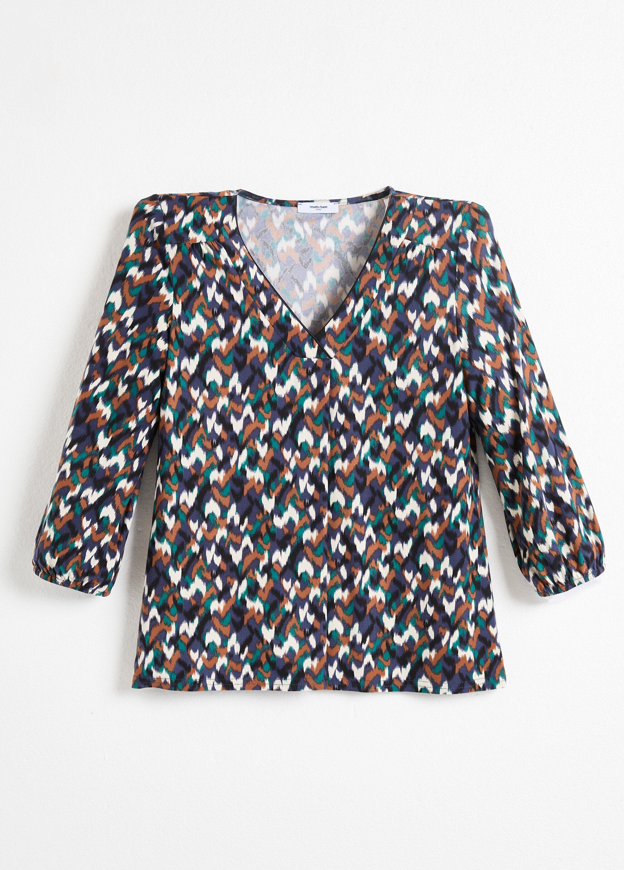 T-shirt_aderente_con_scollo_a_V,_maniche_a_3/4_e_stampa_grafica_Marine_et_vert_AP1_slim