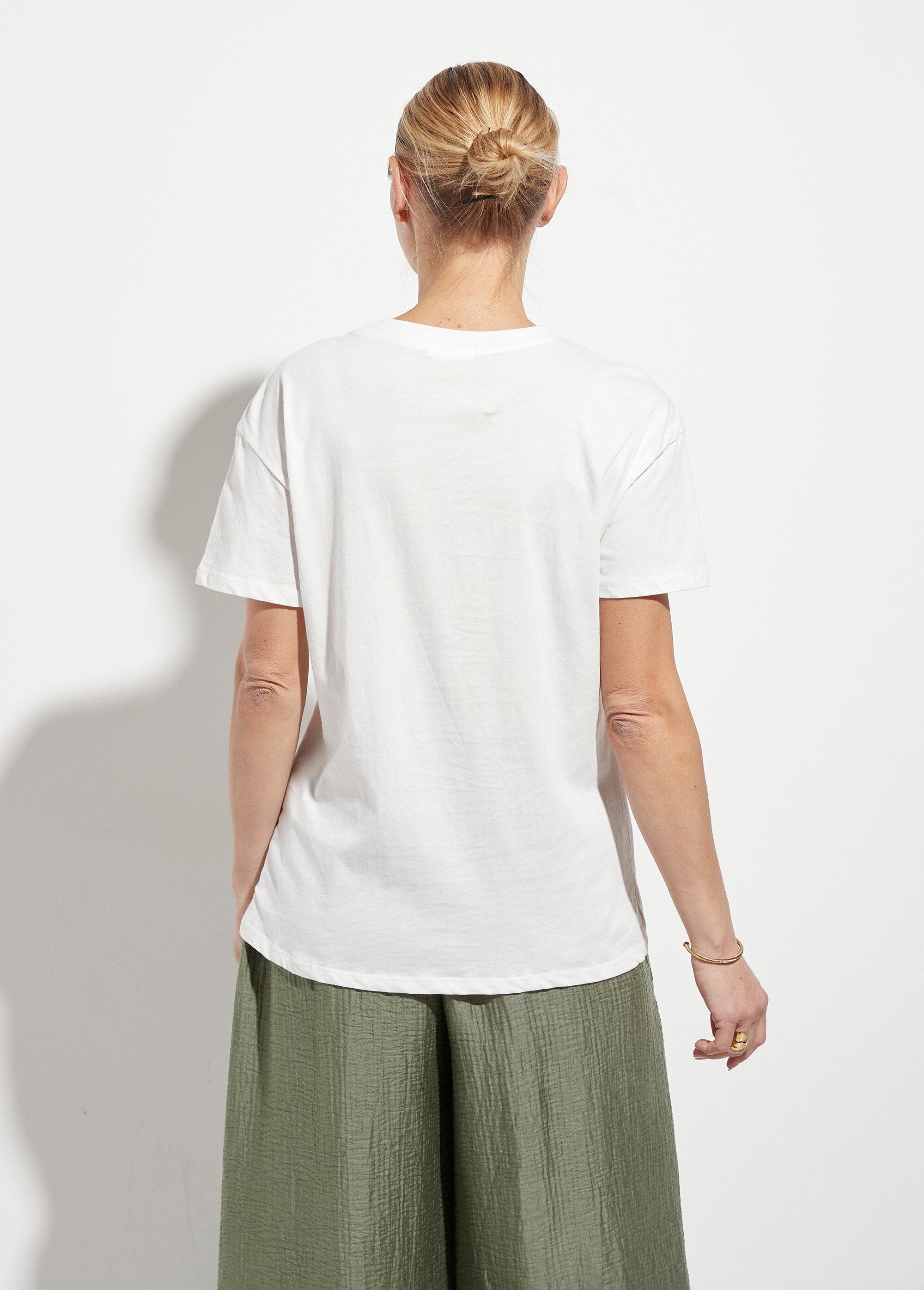 T-shirt_con_scollo_rotondo_e_cuori_ricamati_Blanc_DO1_slim