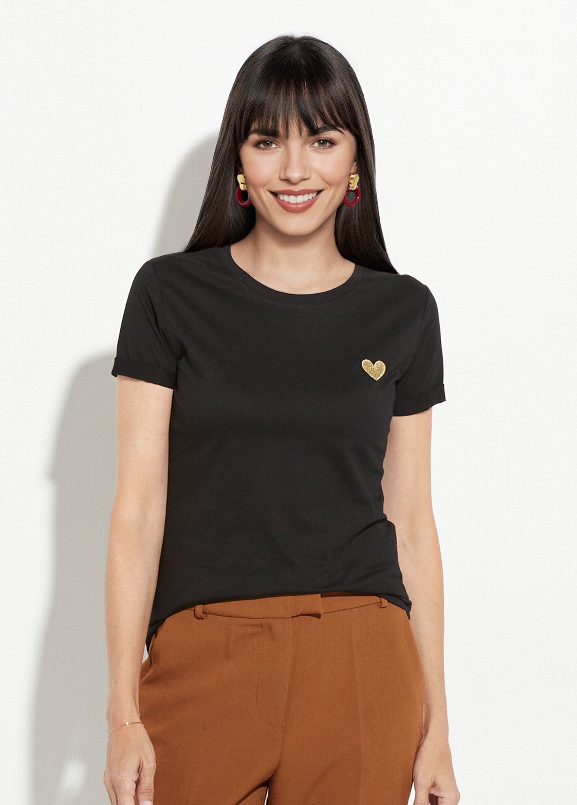 T-shirt_col_rond_broderie_coeur_poitrine_Noir_FA1_slim