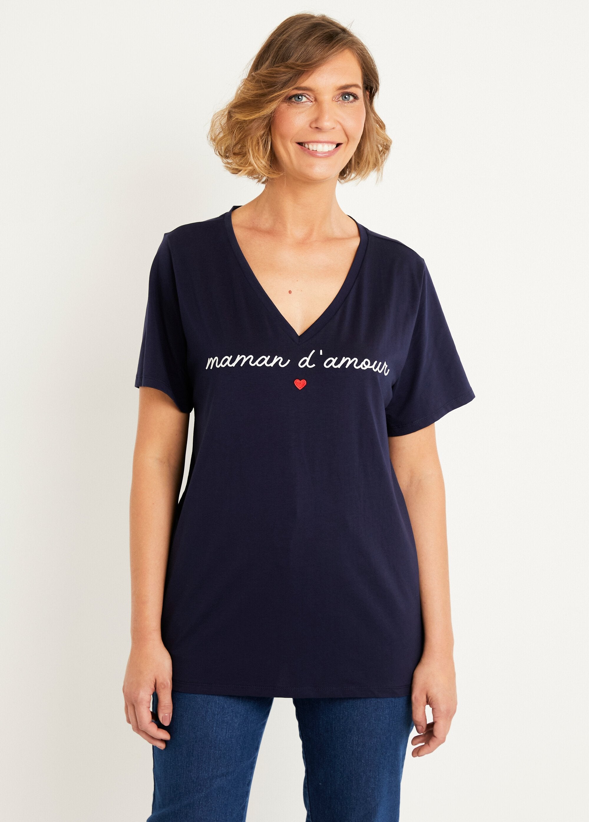 T-shirt_con_scollo_a_V_e_messaggio_ricamato_Marine_FA1_slim