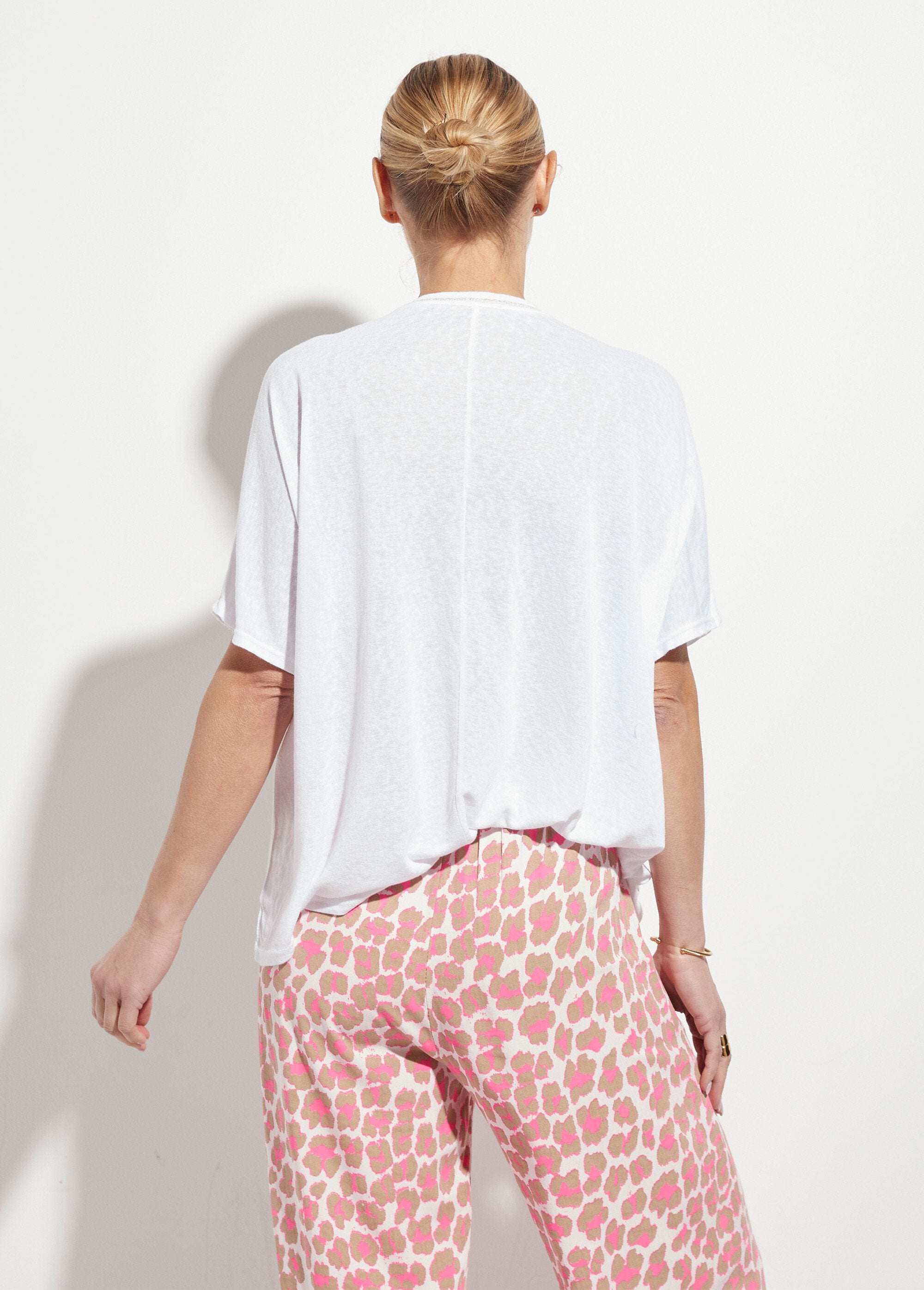 T-shirt_metallizzata_con_scollo_a_V_e_maniche_a_kimono_Blanc_DO1_slim