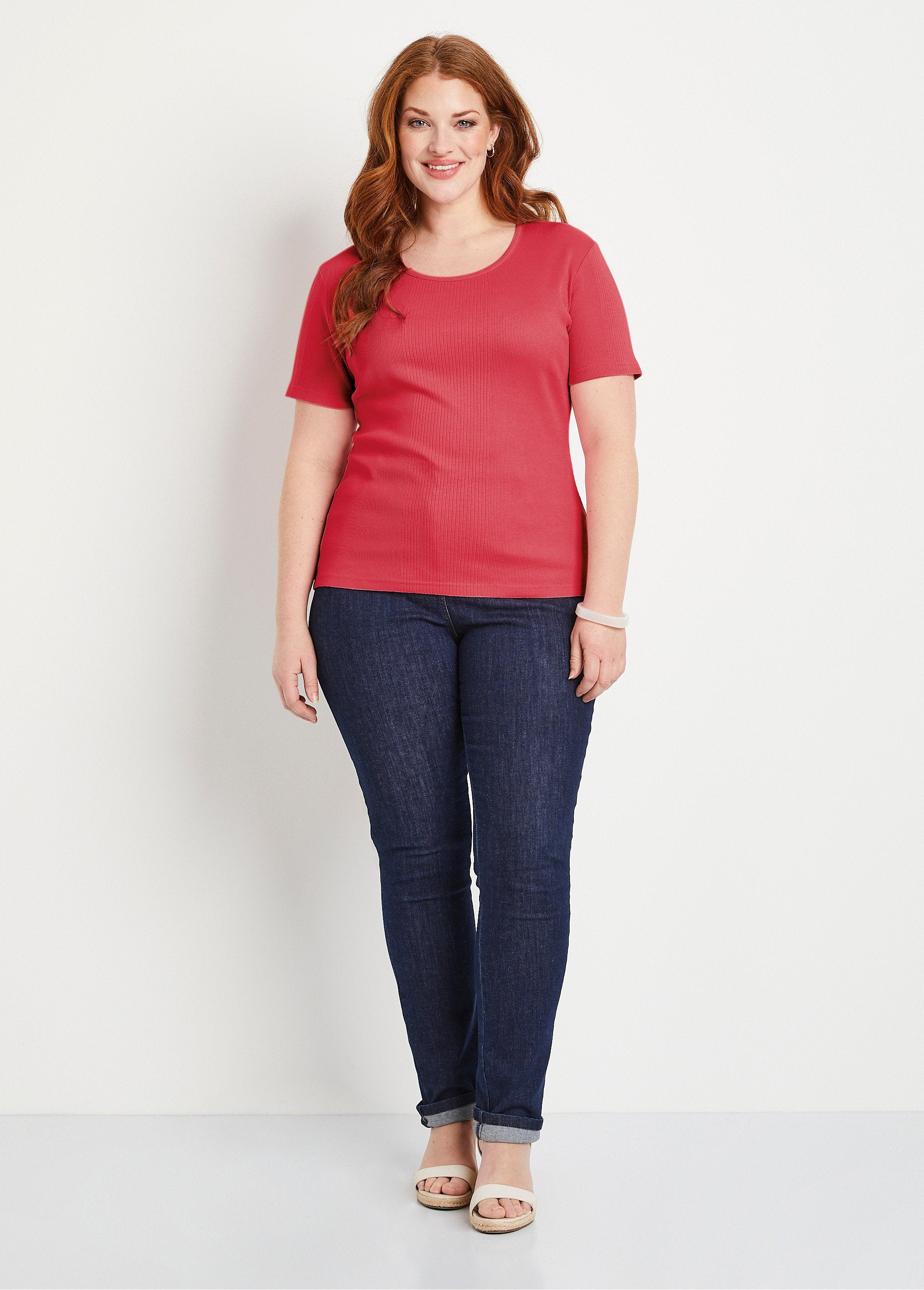 T-shirt_girocollo_in_maglia_a_coste_Ciliegia_marasca_SF1_curvy