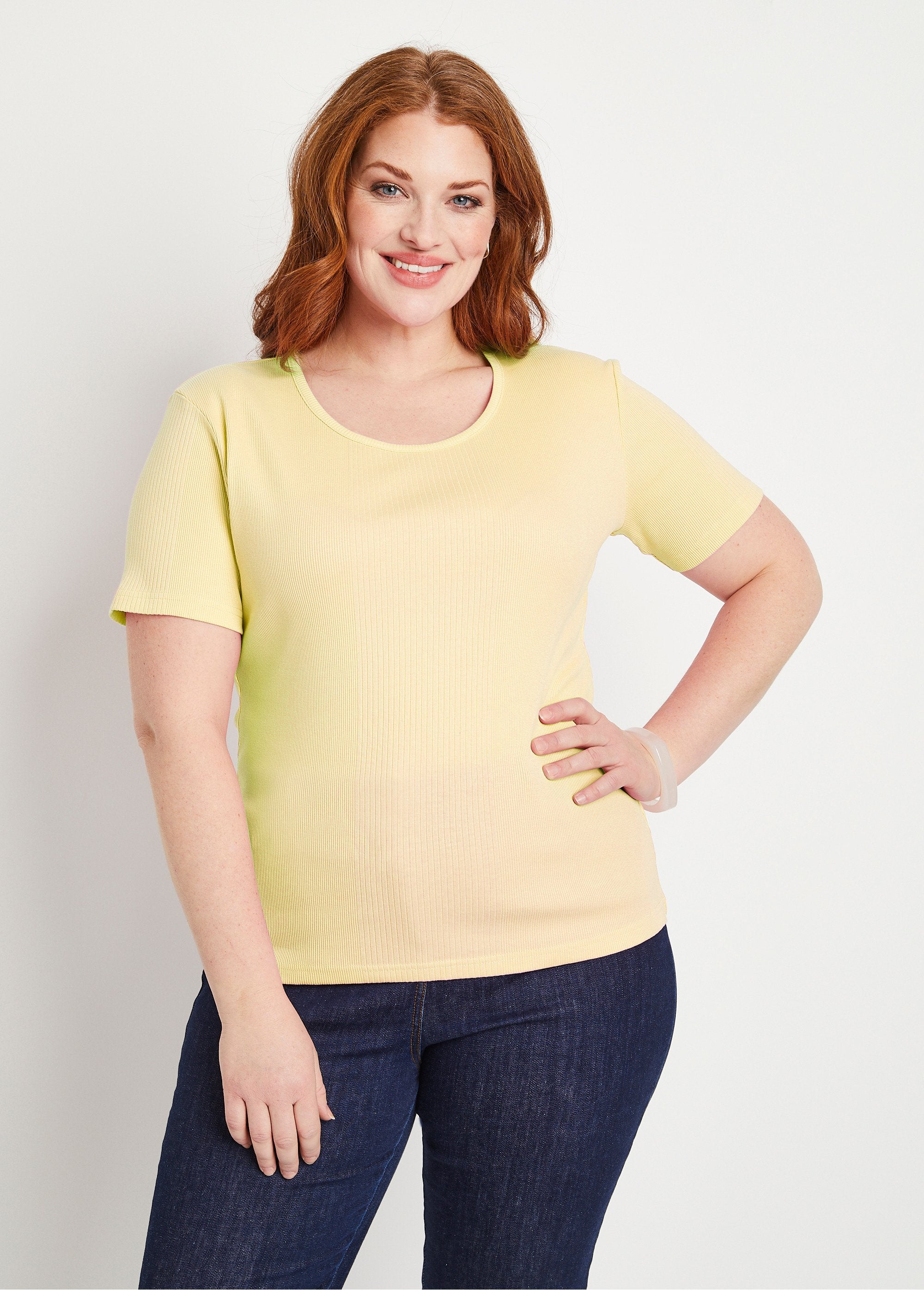 T-shirt_girocollo_in_maglia_a_coste_GIALLO_FA1_curvy