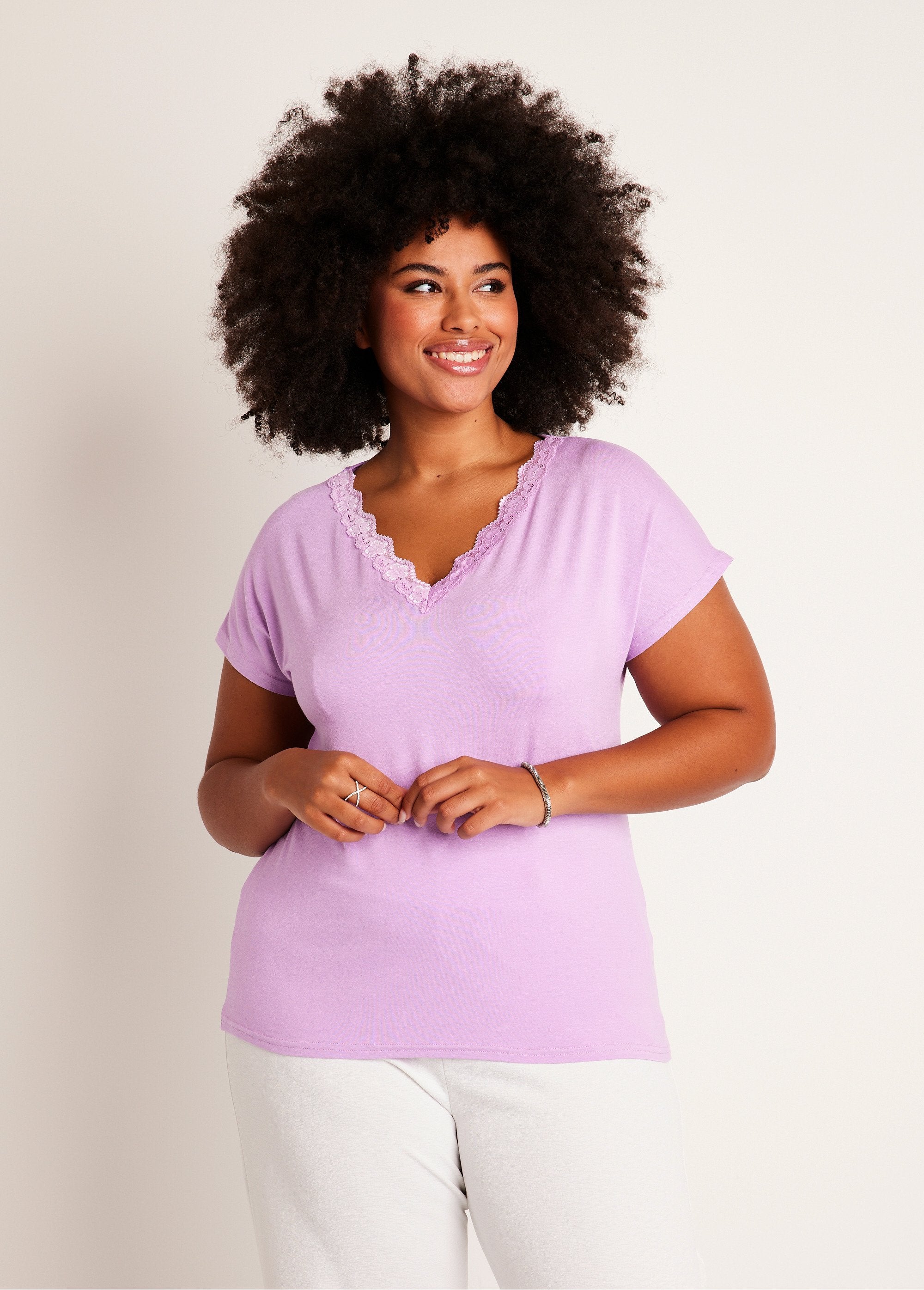 T-shirt_corta_in_pizzo_elasticizzato_Parma_FA1_curvy