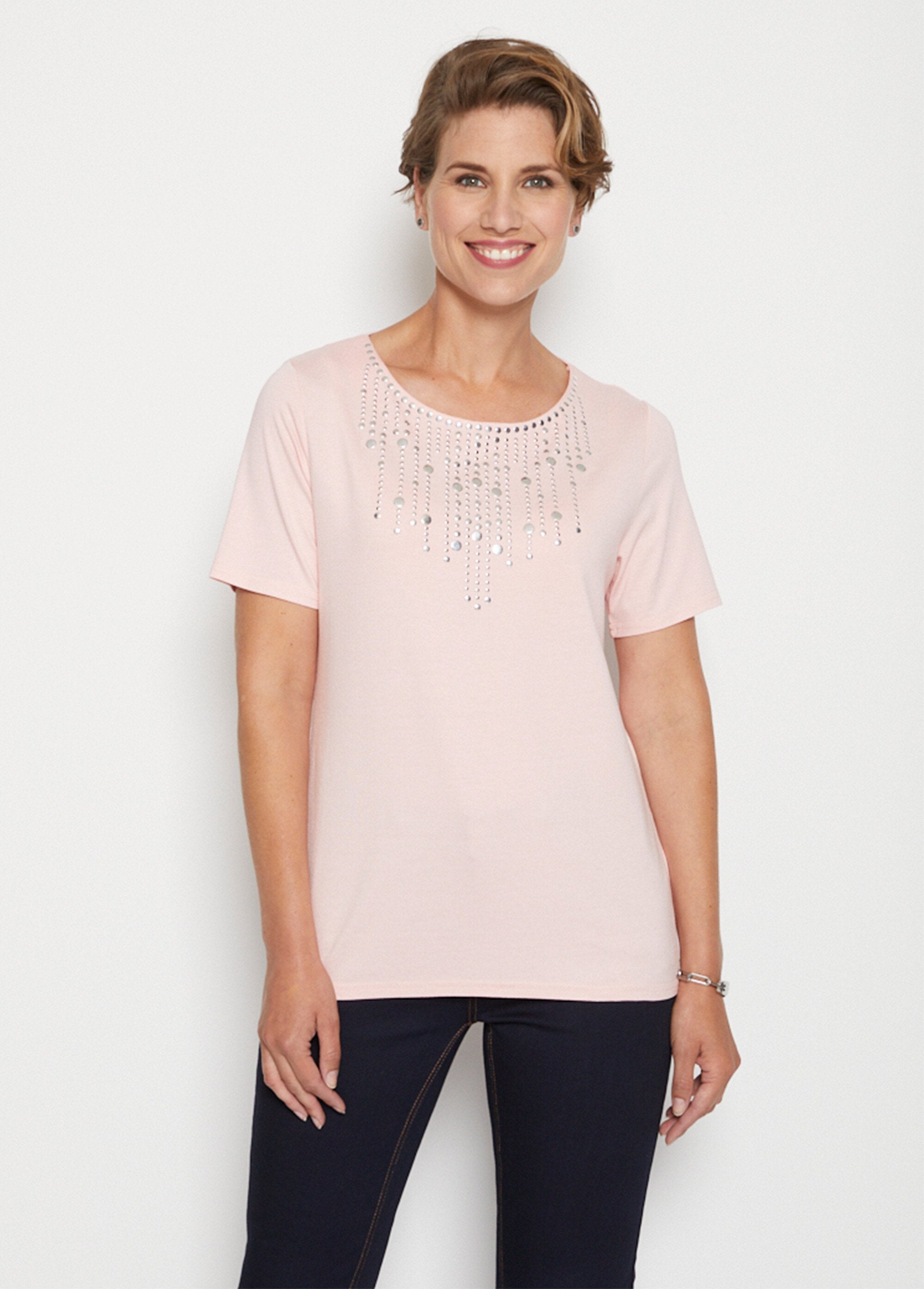 T-shirt_a_maniche_corte_con_borchie_ROSA_FA1_slim