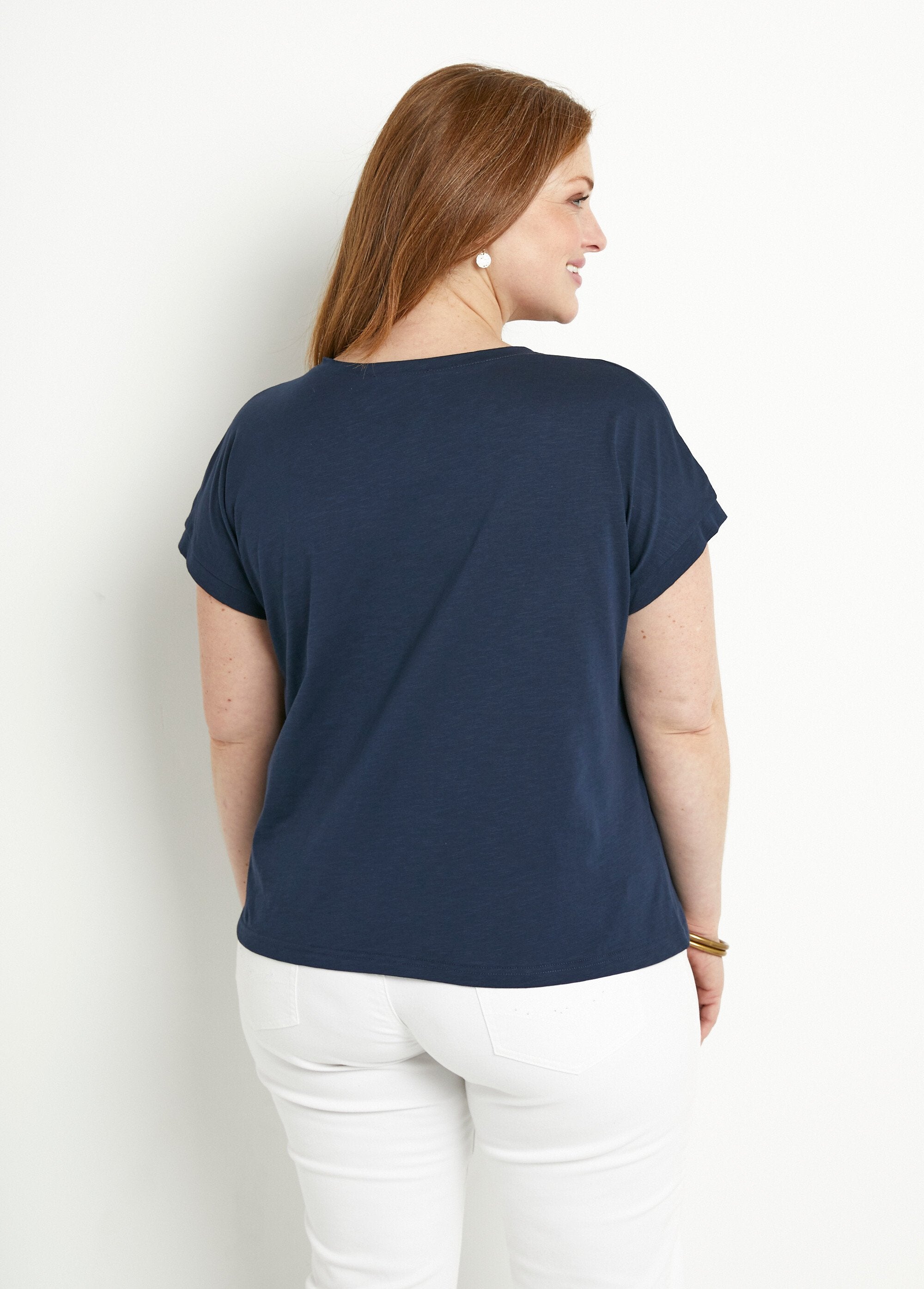 T-shirt_a_manica_corta_ricamata_a_tinta_unita_Marine_DO1_curvy