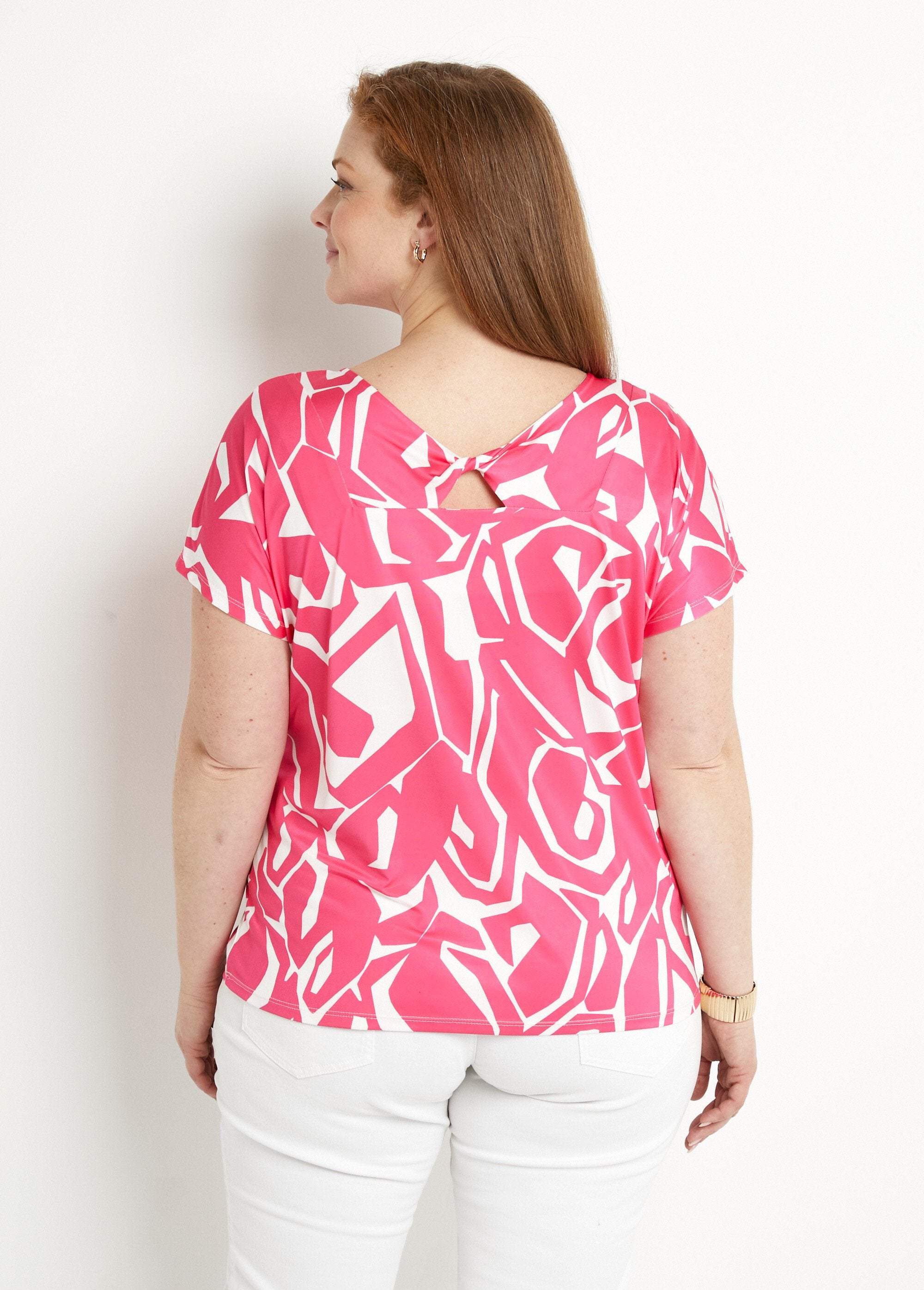 T-shirt_grafica_con_scollo_a_V_Fuchsia_et_blanc_DO1_curvy