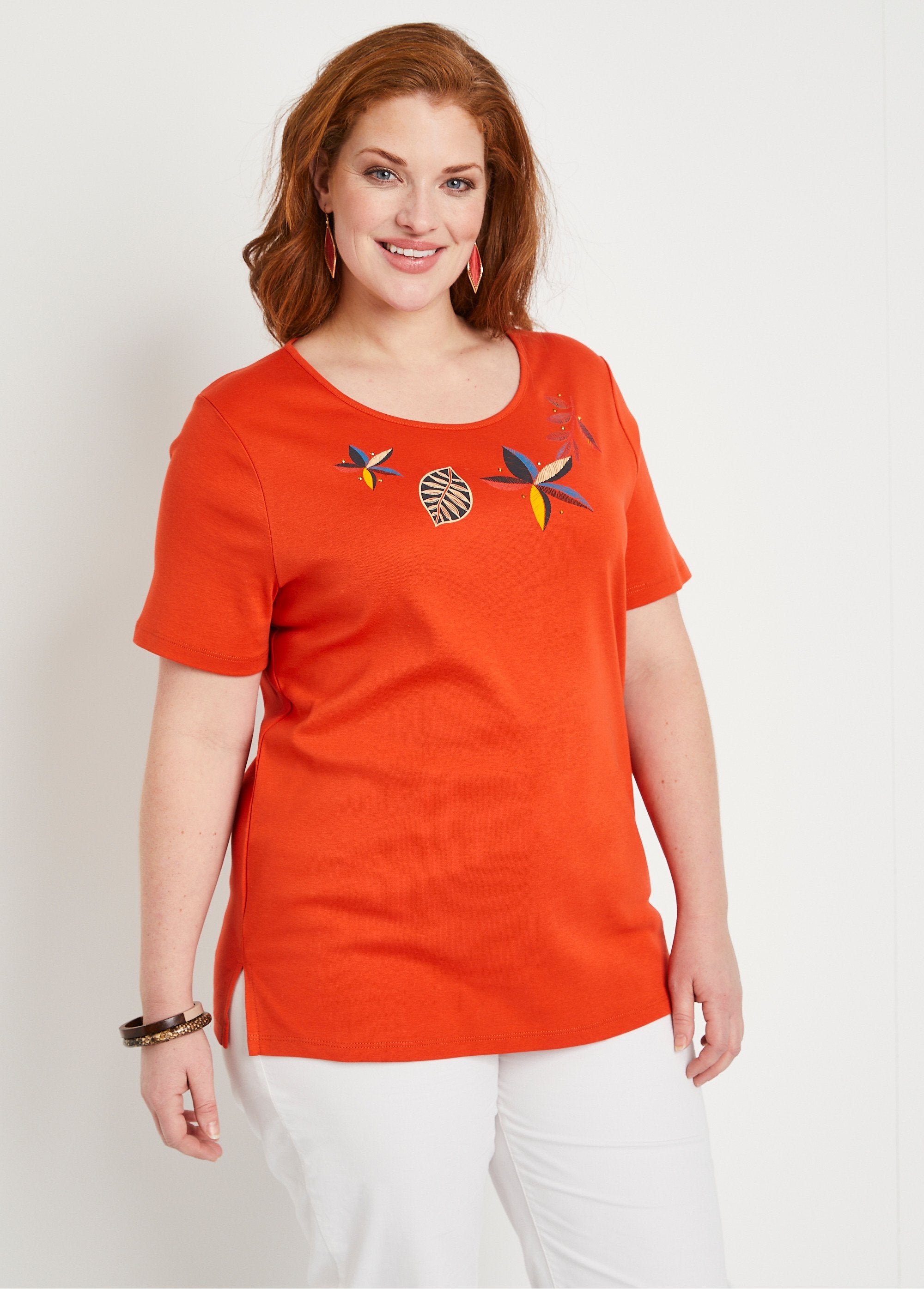 T-shirt_dritta_a_maniche_lunghe_ARANCIA_FA1_curvy