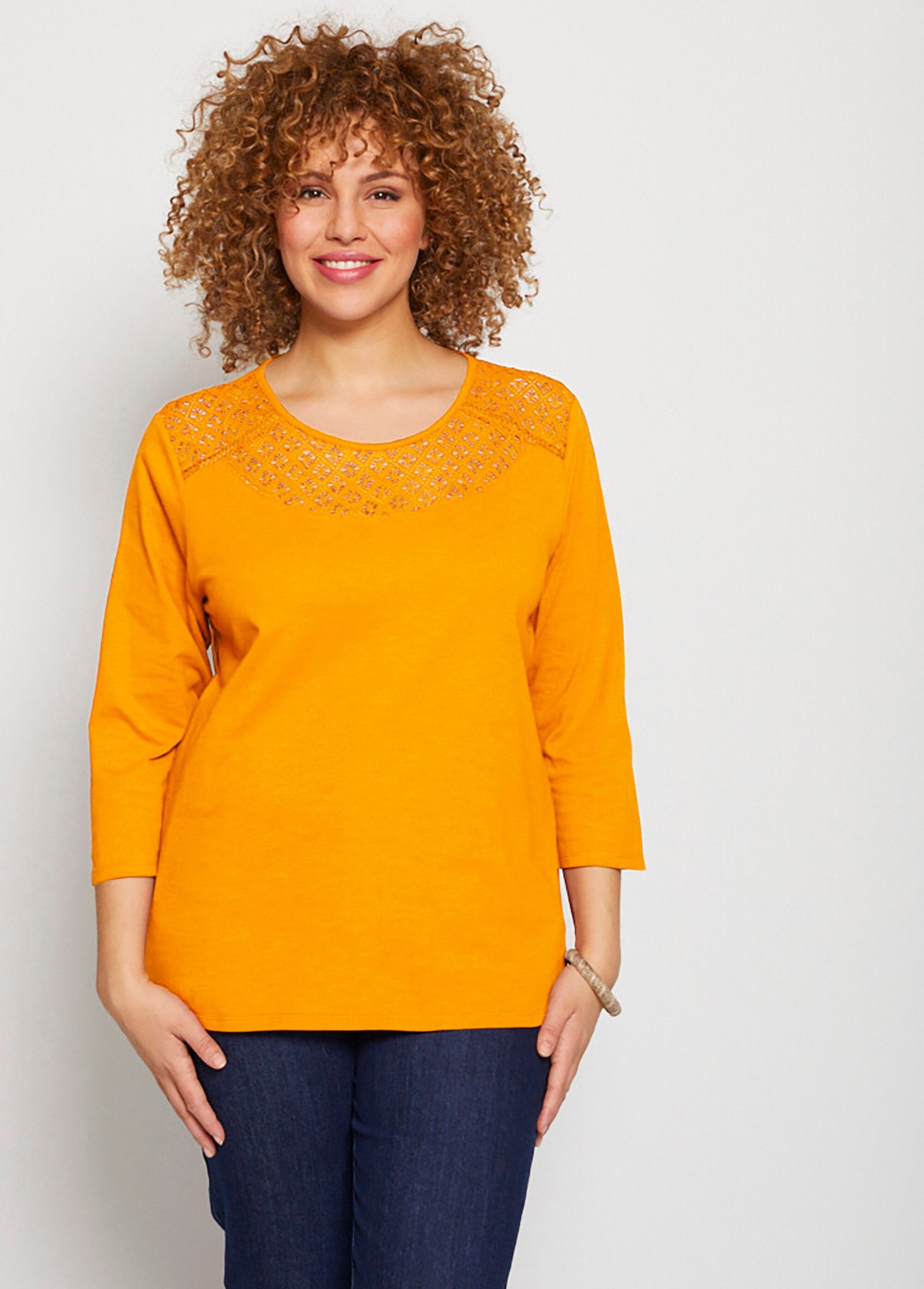 T-shirt_in_cotone_e_pizzo_con_maniche_a_3/4_Zafferano_FA1_curvy