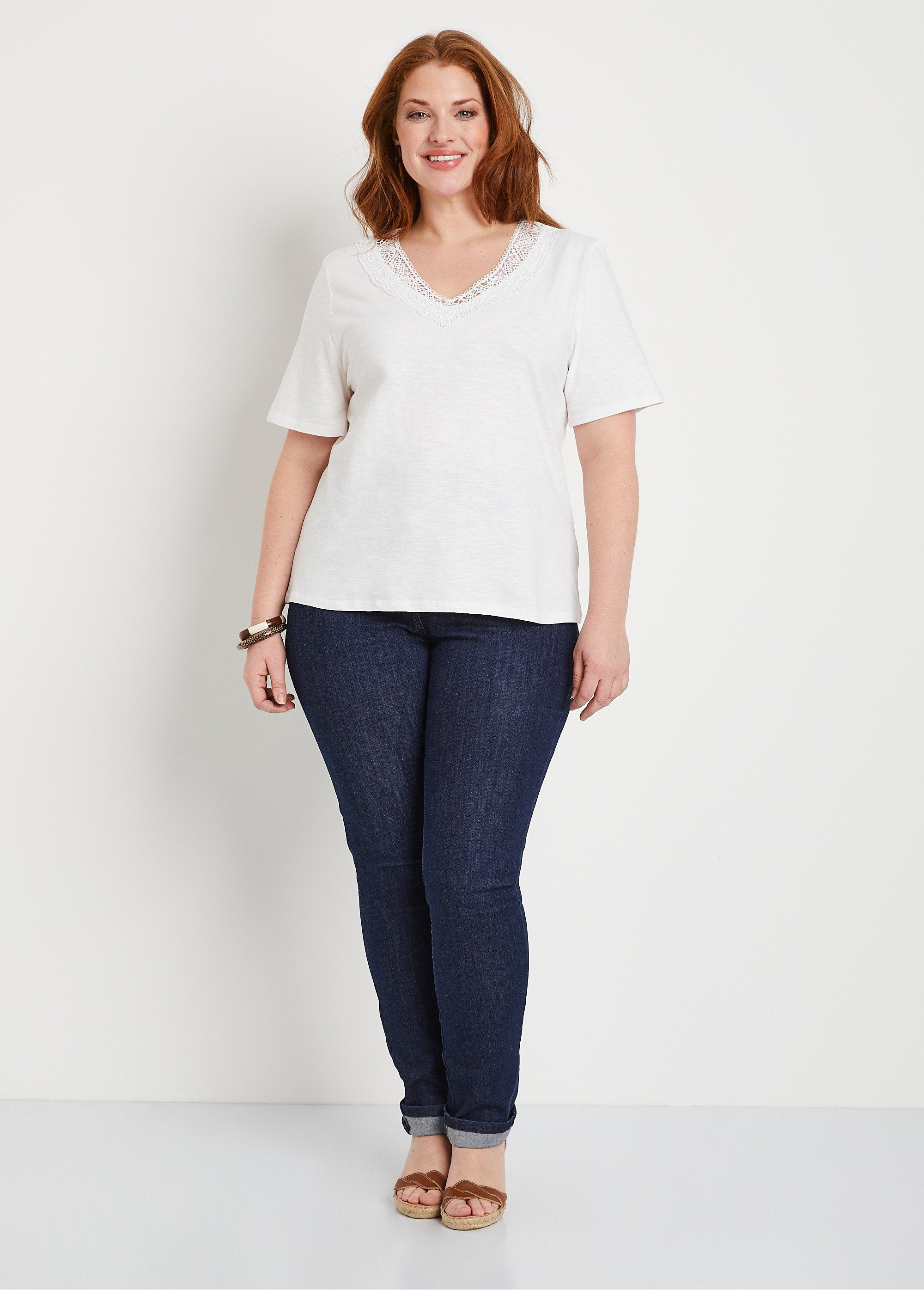 T-shirt_a_maniche_corte_in_cotone_e_macramé_Bianco_SF1_curvy