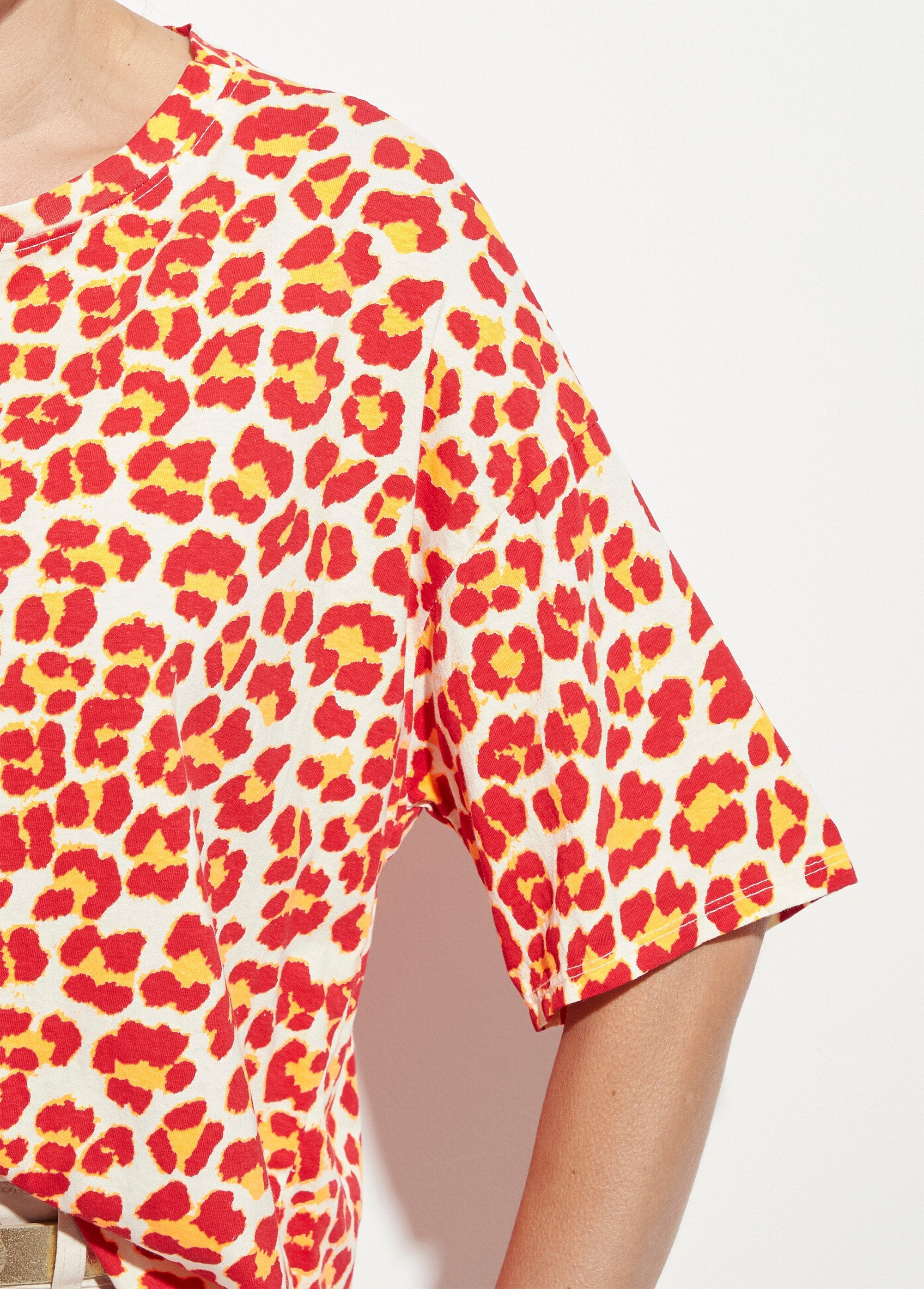 T-shirt_leopardata_a_maniche_corte_Rouge_et_orange_DE1_slim