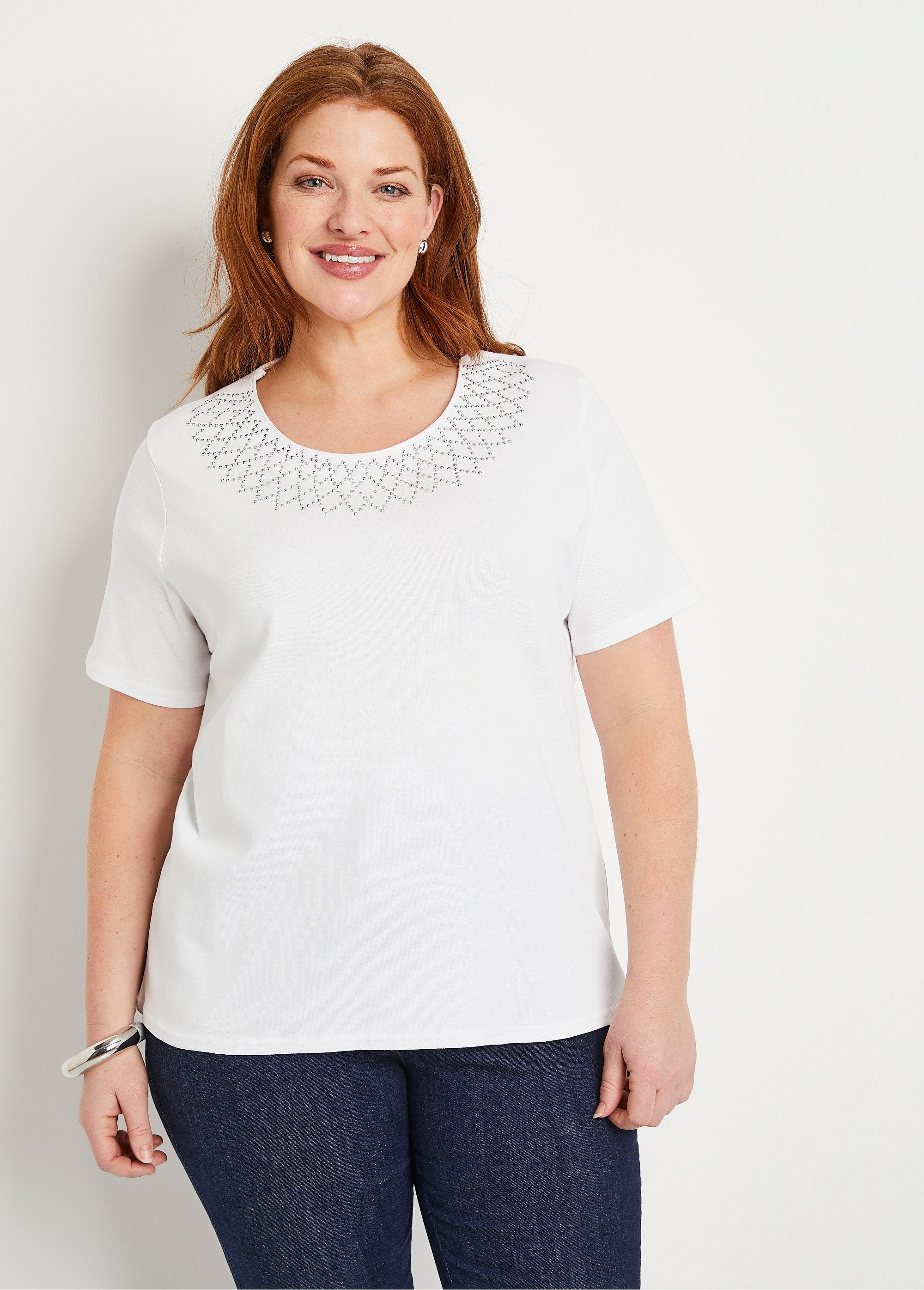 T-shirt_in_jersey_di_cotone_con_borchie_BIANCO_FA1_curvy