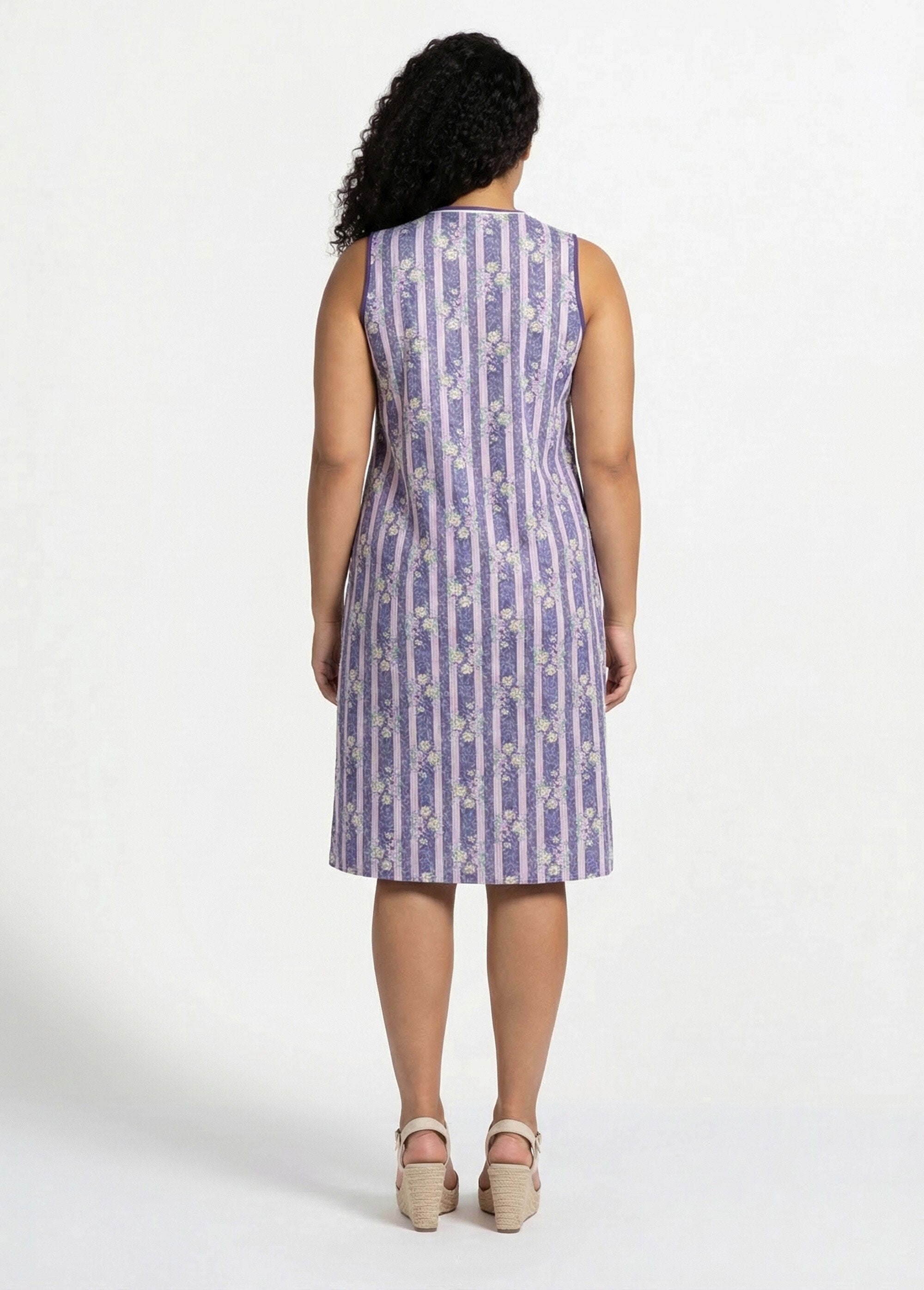 Grembiule_senza_maniche_con_bottoni_Rai_Parma_DO1_slim