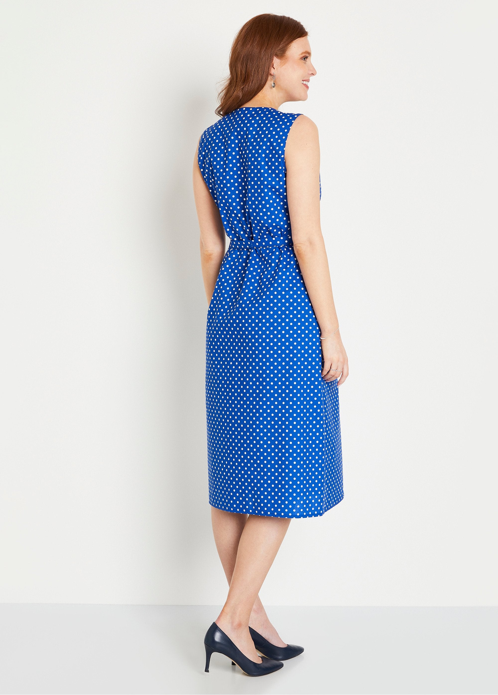 Grembiule_senza_maniche_con_zip_a_quadretti_gingham_Bleu_DO1_slim