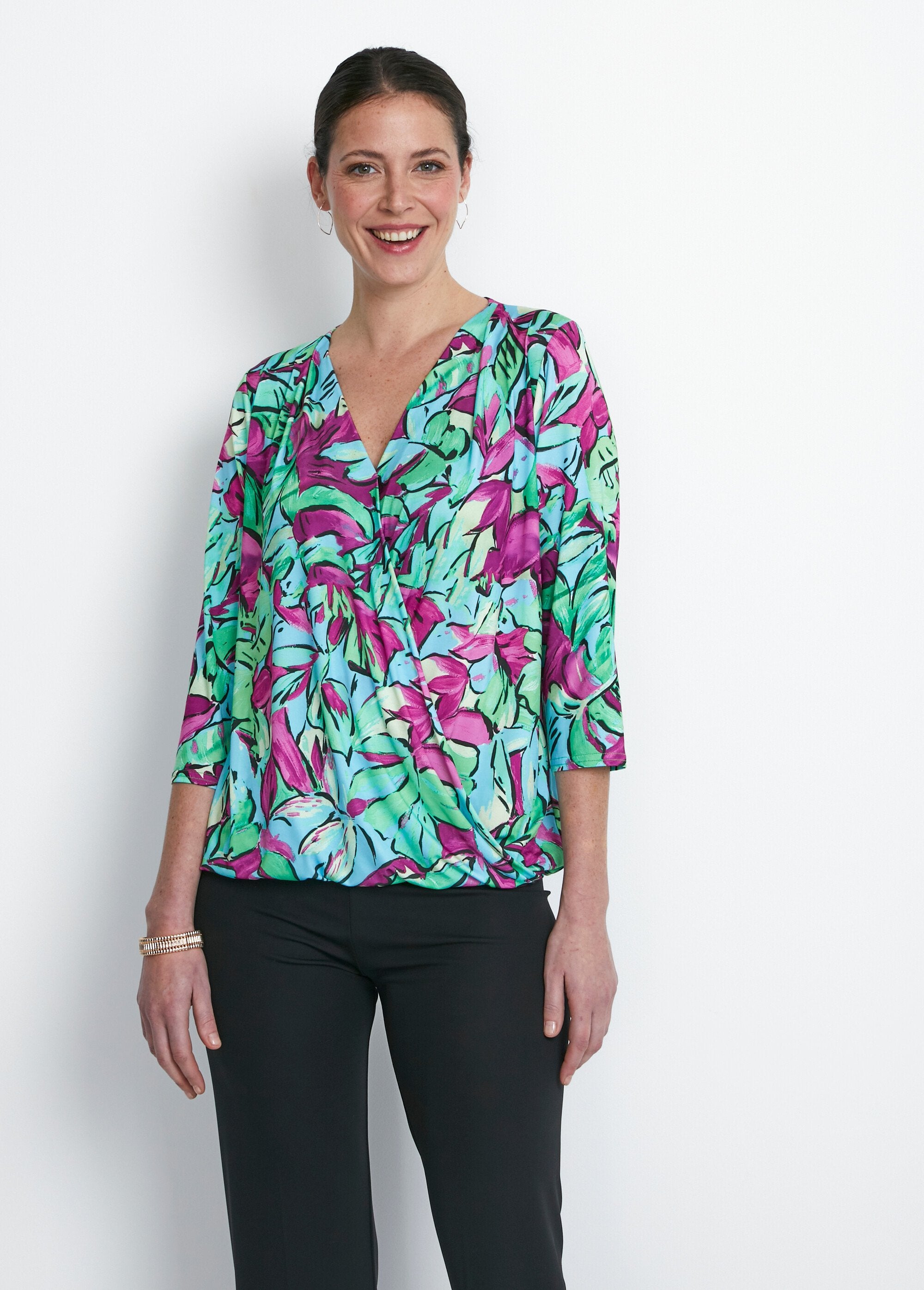 Maglietta_con_blusa_Verde_e_fucsia_FA1_slim