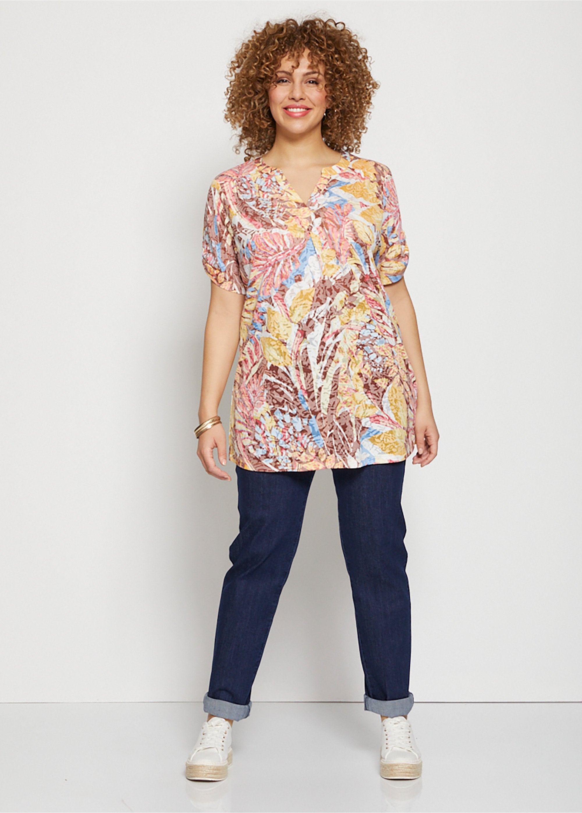 T-shirt_lunga_e_svasata_in_maglia_Multicolore_SF1_curvy