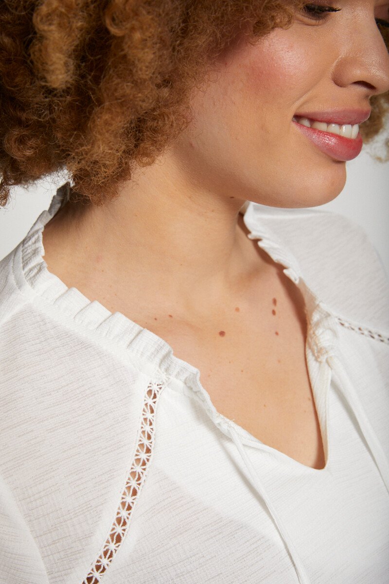 T-shirt_in_maglia_stile_blusa_Ecru_DE2_slim