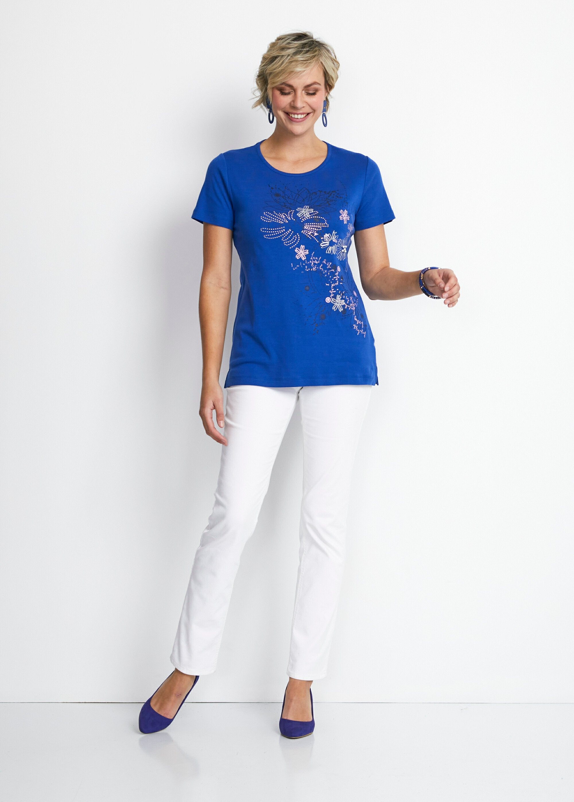 T-shirt_lunga_a_fiori_con_spacchi_laterali_BLU_SF1_slim