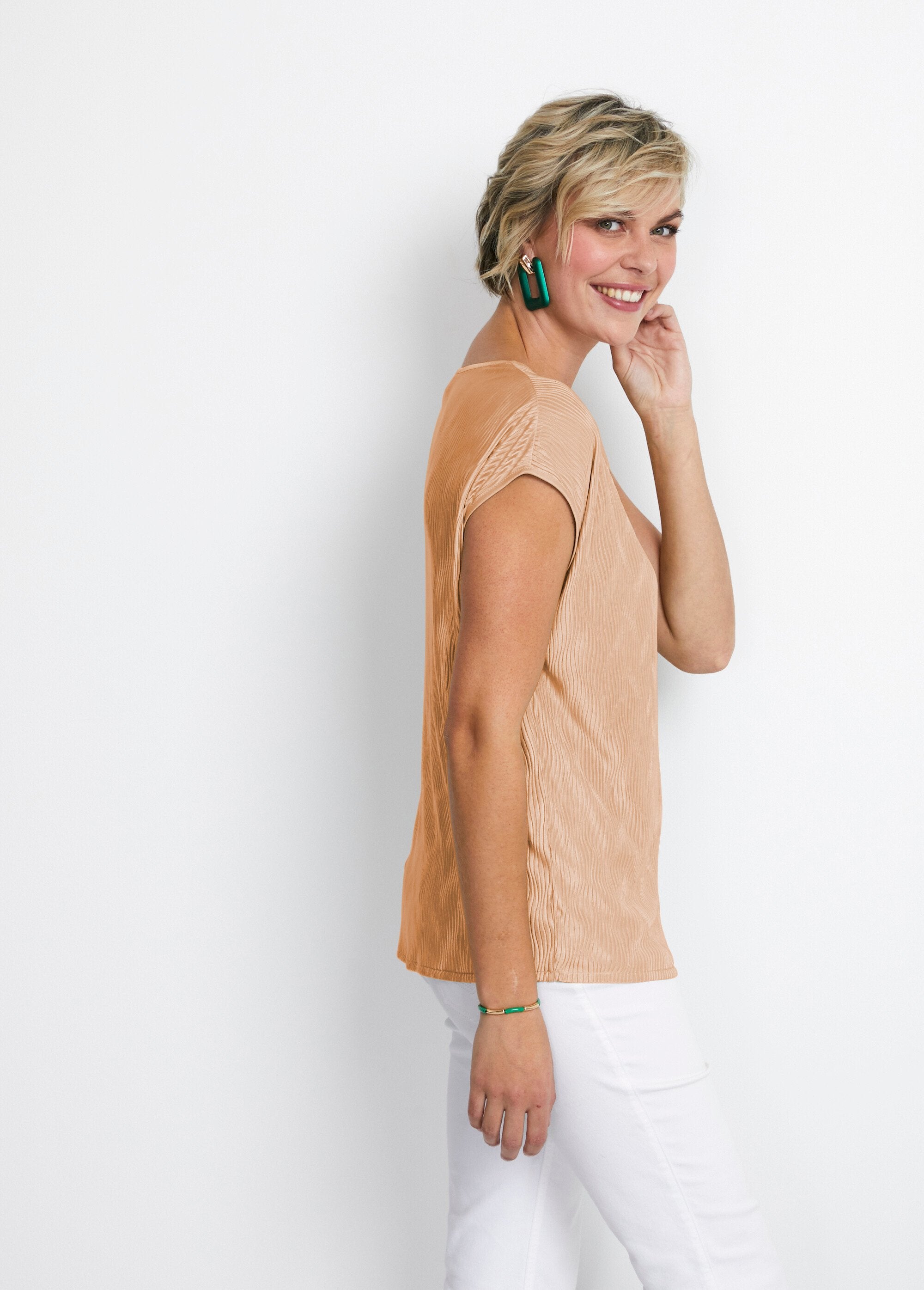 Crop_top_plissettato_in_raso_Beige_DR1_slim