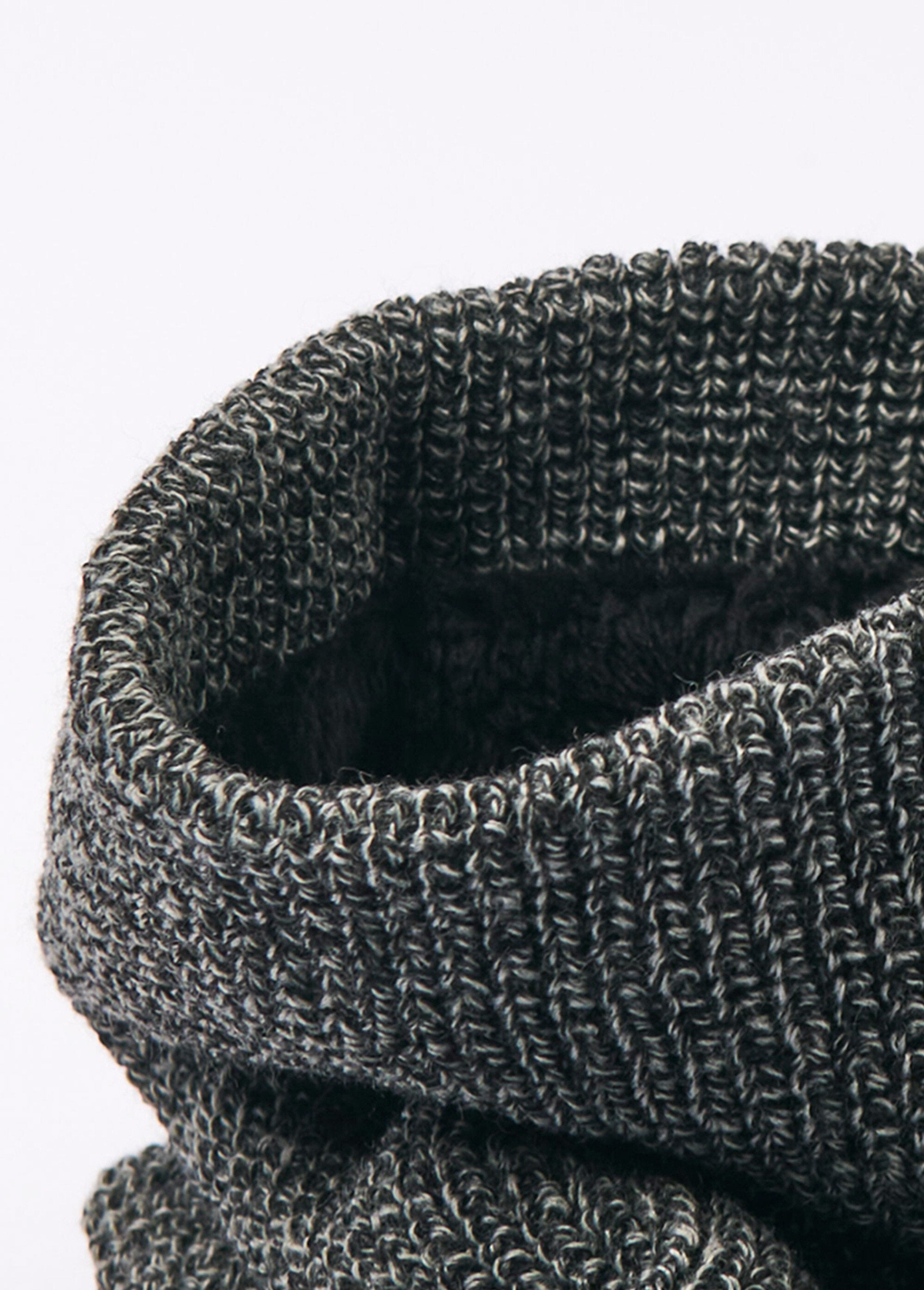 Girocollo_in_maglia_a_coste_e_pile_Gris_DE2_slim