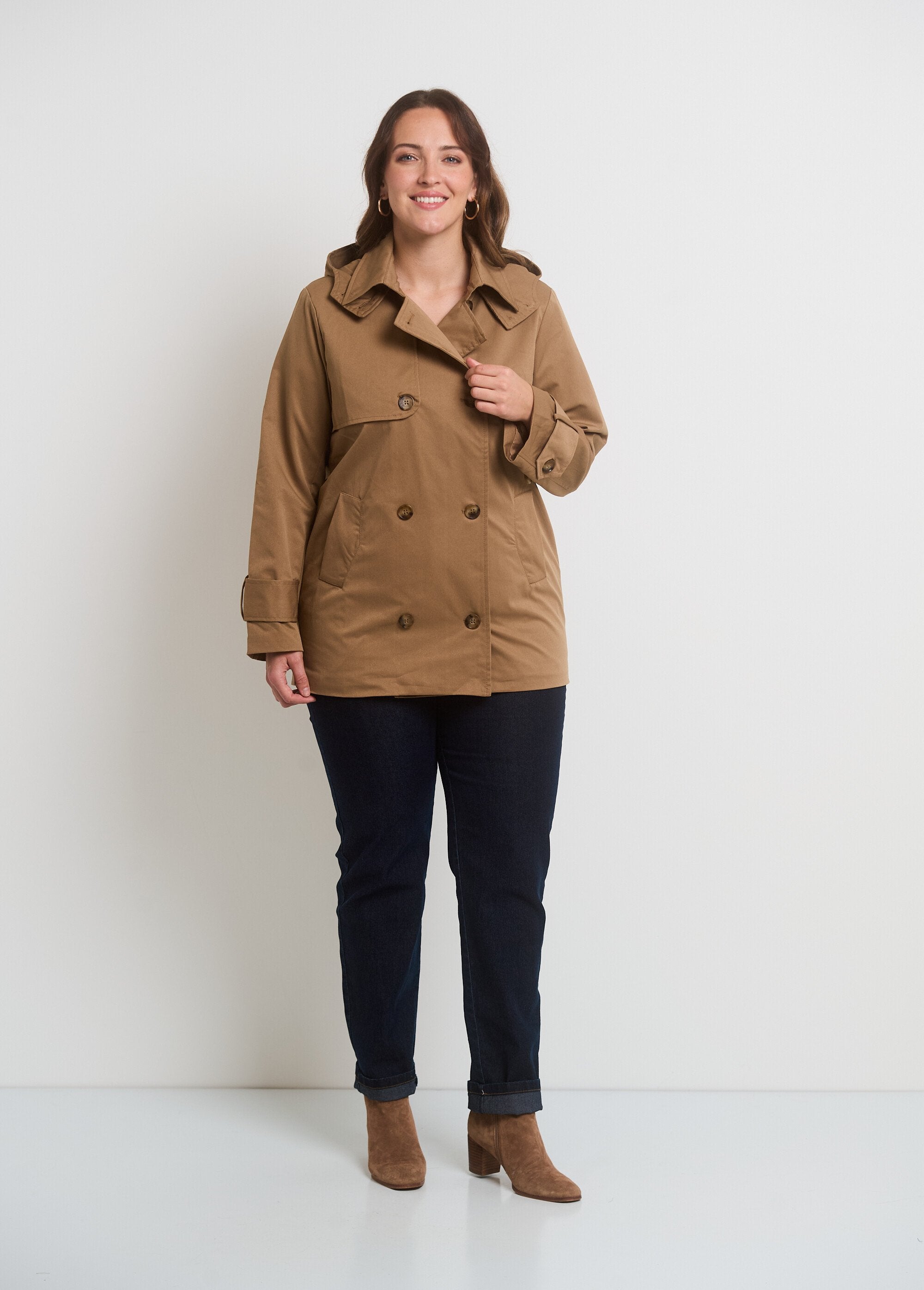 Trench_doppiopetto_con_cappuccio_Beige_SF1_curvy