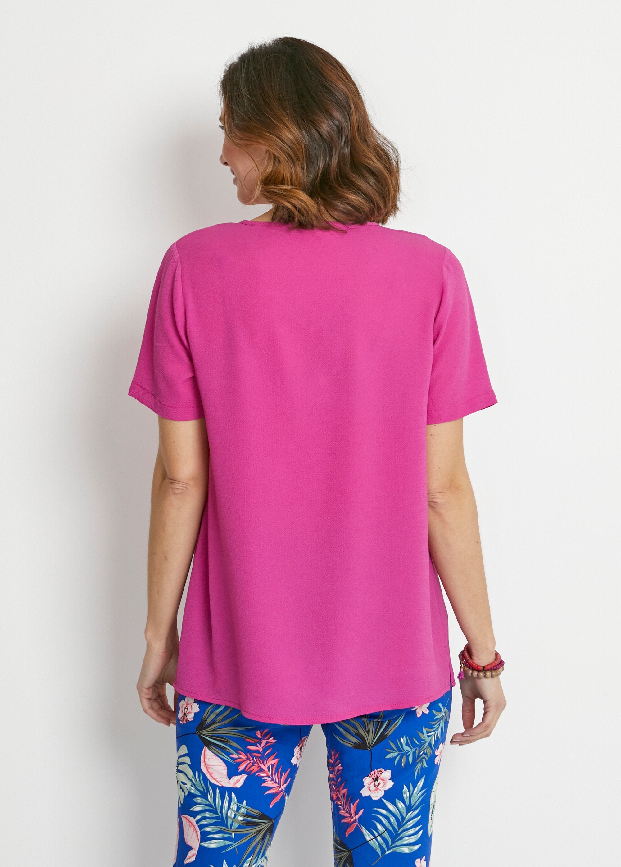 Tunica_aderente_di_media_lunghezza_in_tessuto_crepe_Uni_fuchsia_DO1_slim