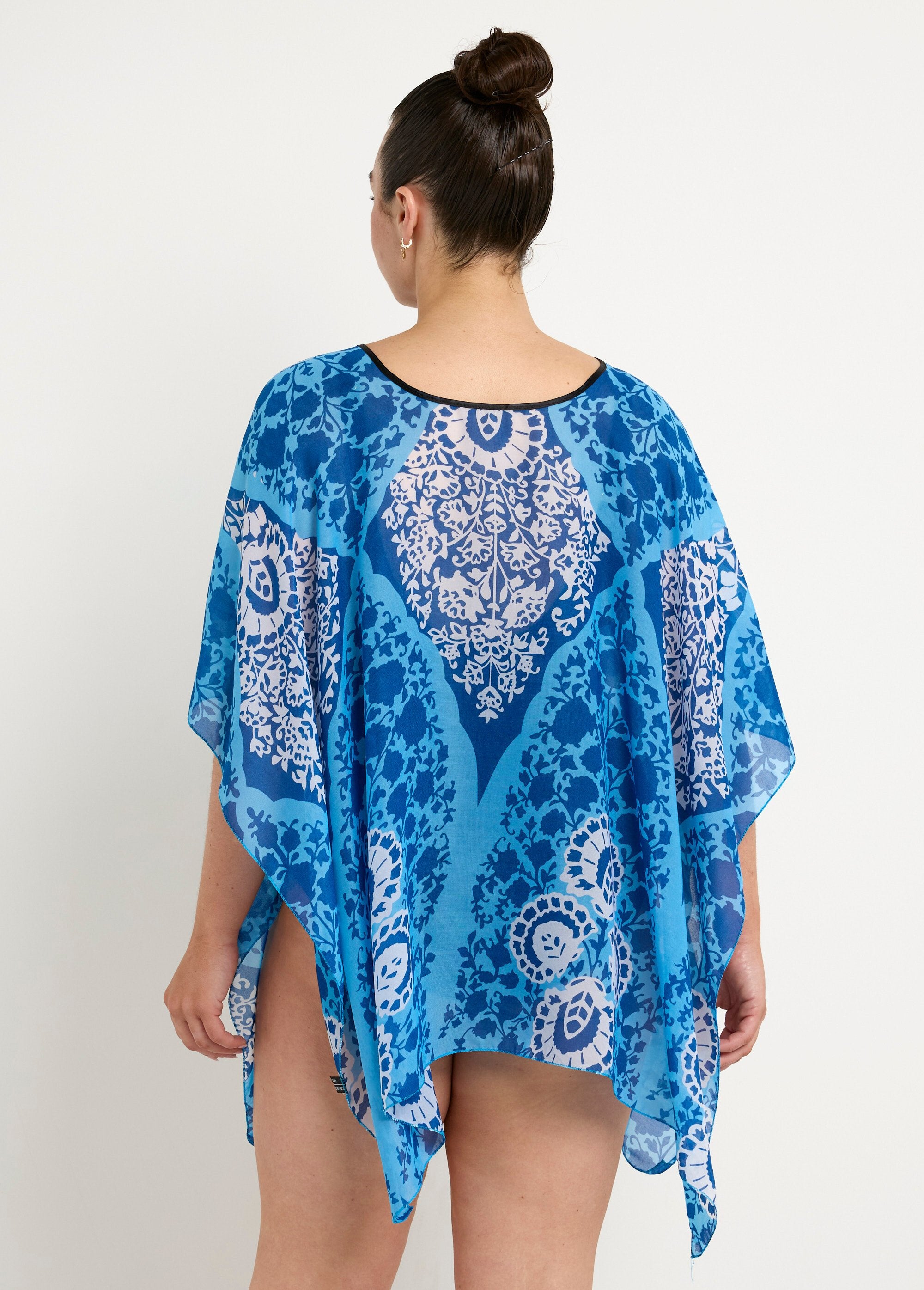Tunica_da_spiaggia_in_voile,_motivo_azulejos_Bleu_DO1_slim