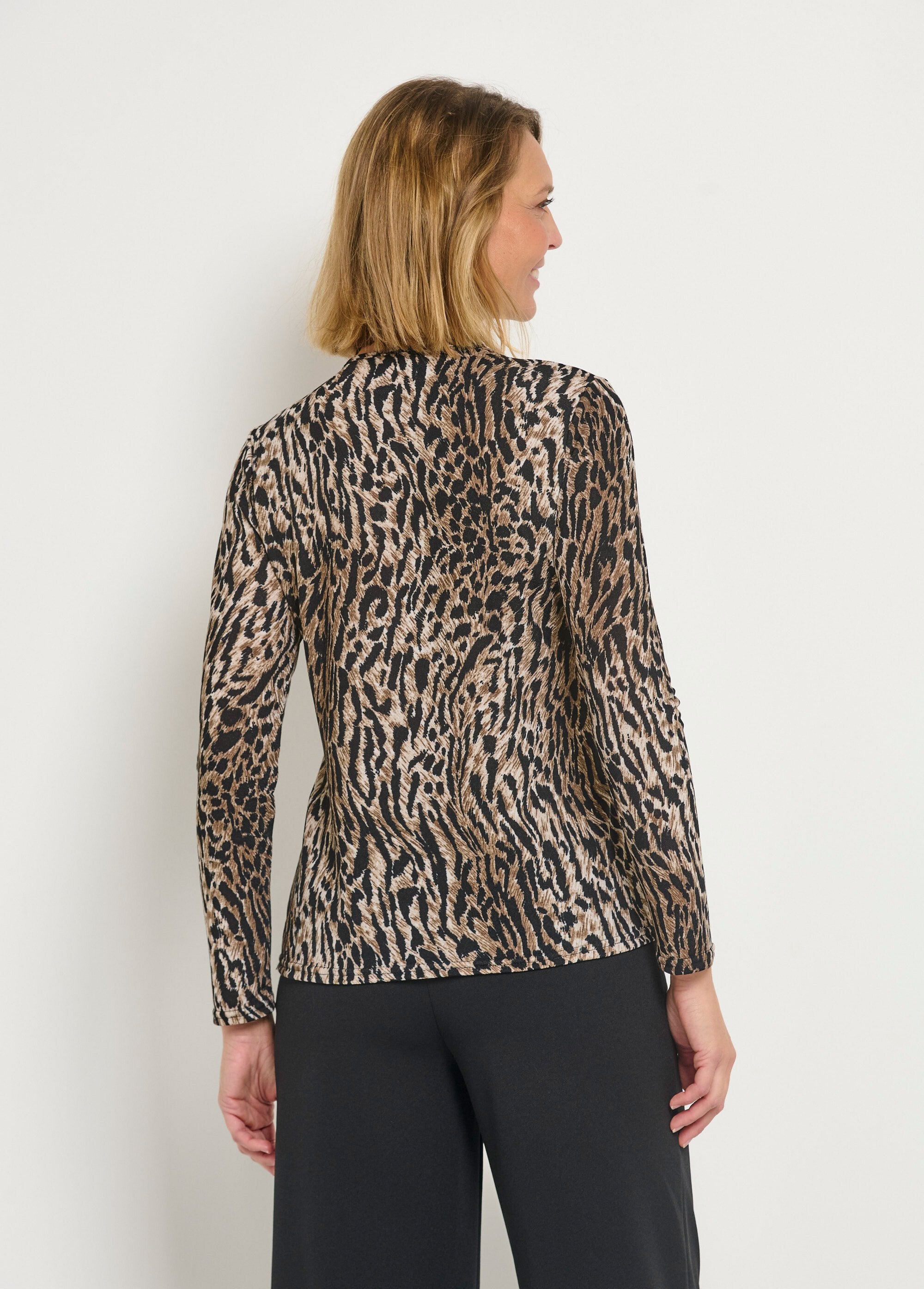 Tunica_in_maglia_con_scollo_a_V_e_stampa_animalier_Animalier_DO1_slim